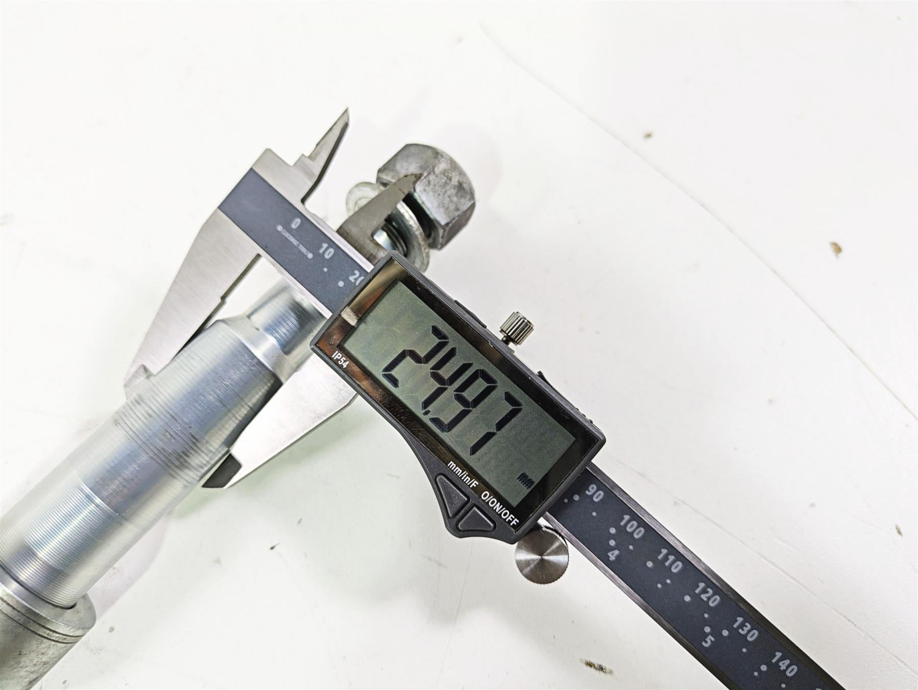 2017 Harley FLS Softail Slim Straight Front Axle Spindle 25mm 41545-07A {{ shop.shopifyCountryName }} - Mototech271