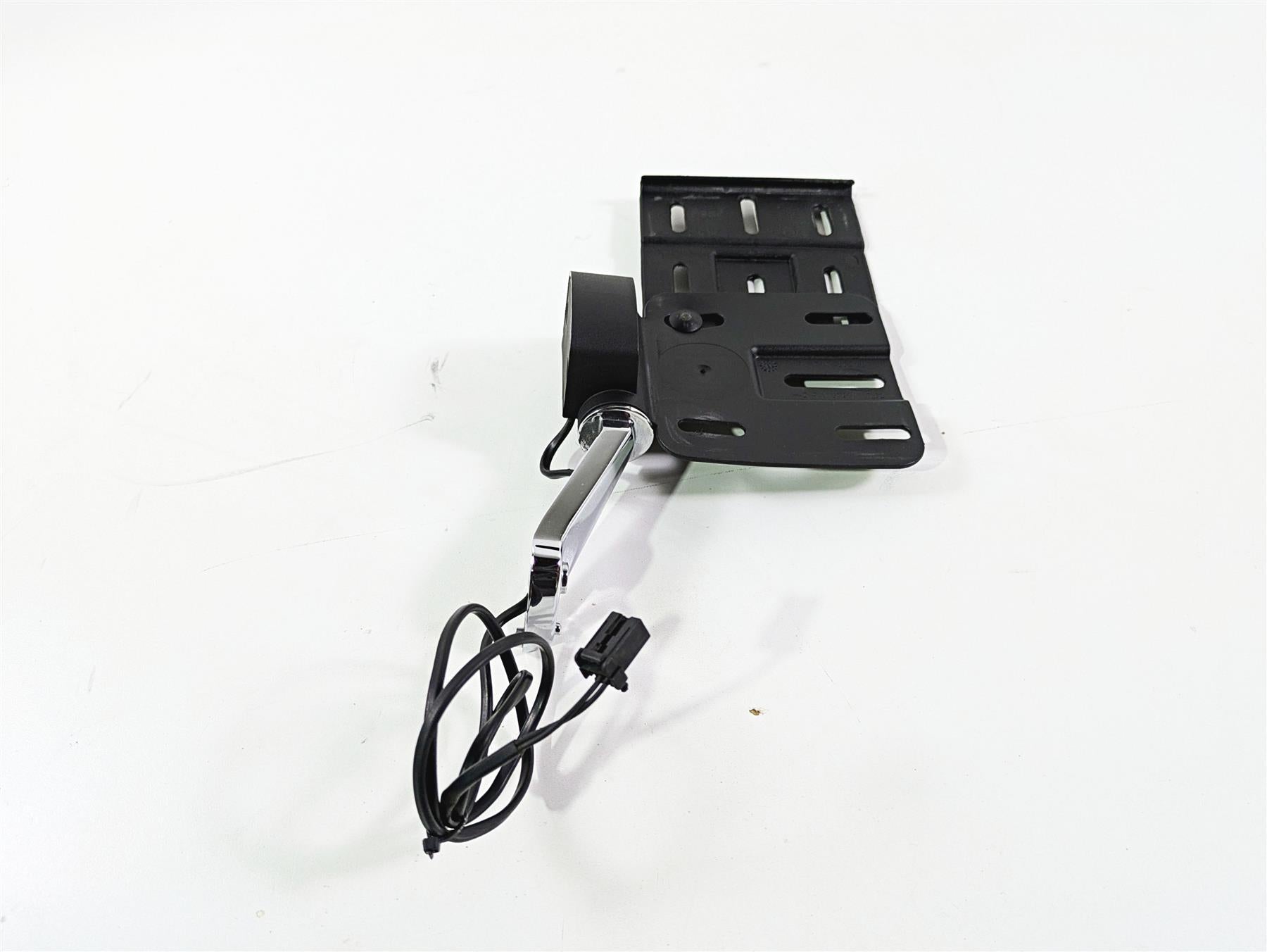 2017 Harley Dyna FXDB Street Bob Side License Plate Holder Bracket 67900121 {{ shop.shopifyCountryName }} - Mototech271