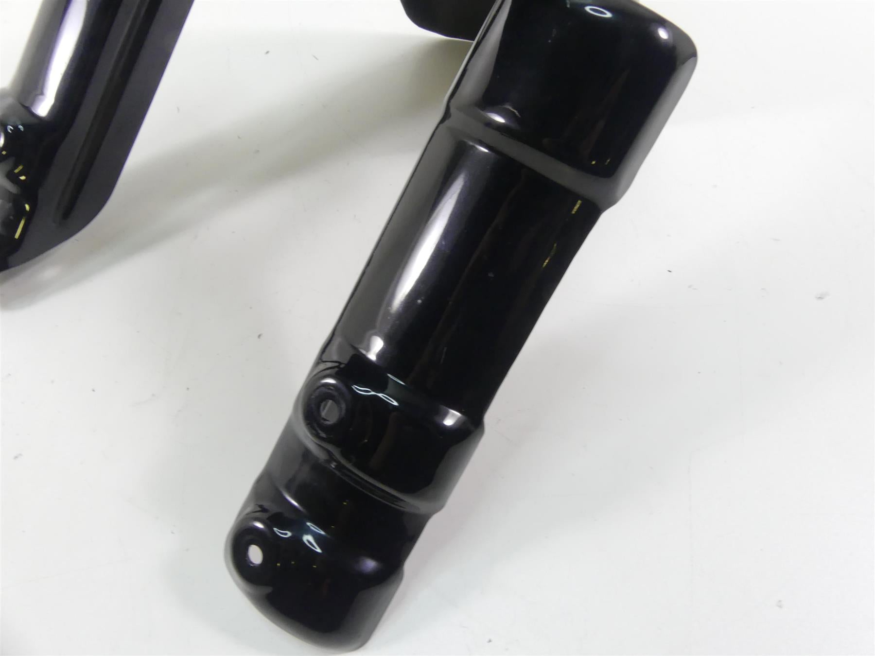 2018 Harley Softail FXFB Fat Bob Front Fender Mud Guard Fork Covert Set 58900271 {{ shop.shopifyCountryName }} - Mototech271