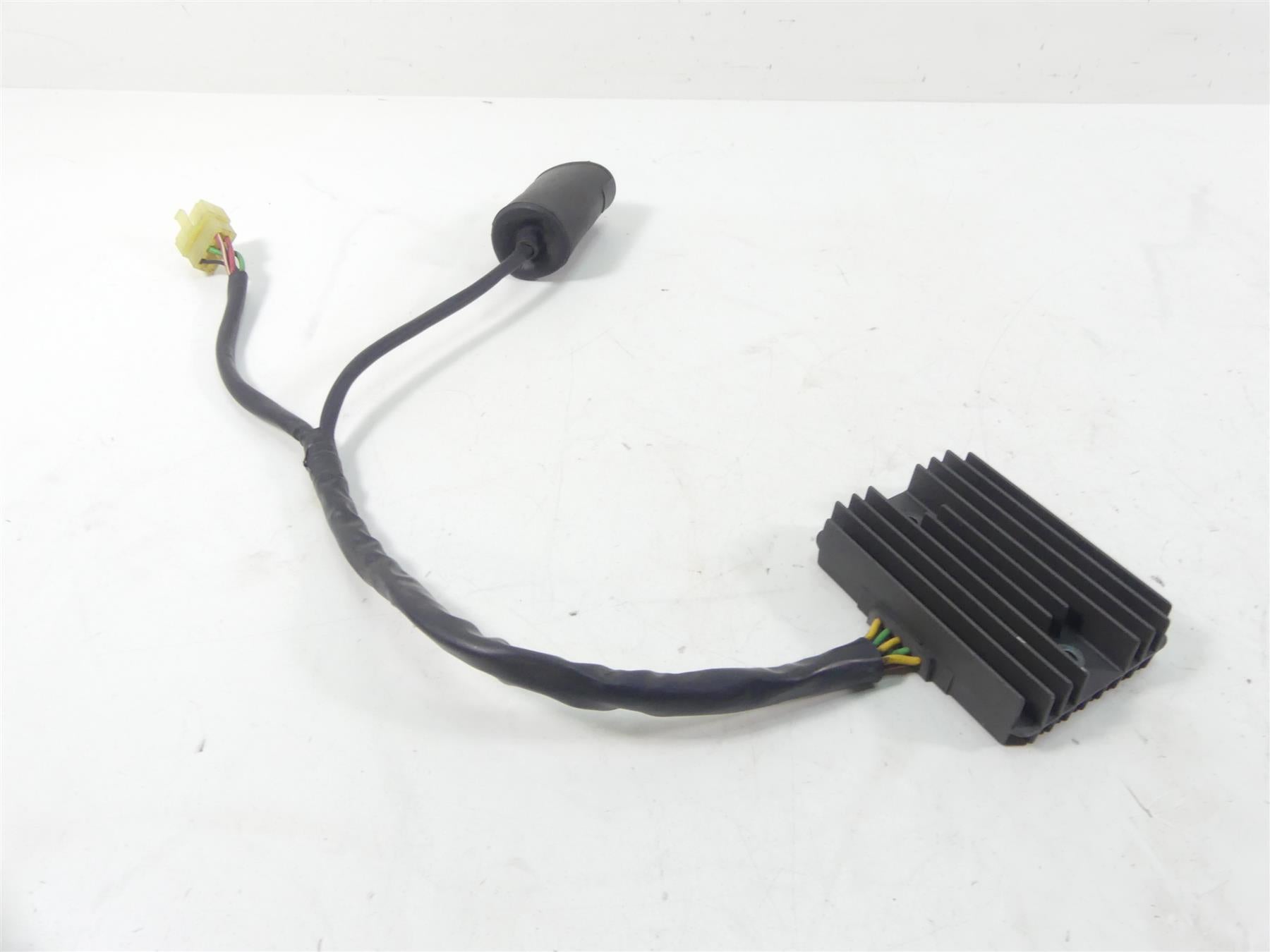 2005 Honda V-Twin VTX1800 S3 Rectifier Voltage Regulator 31600-MCH-000 {{ shop.shopifyCountryName }} - Mototech271