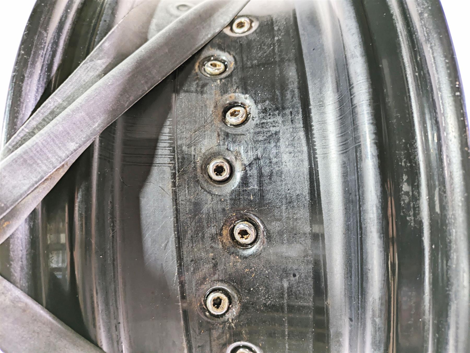 2009 Harley FLSTSB Cross Bones 17x6 Rear Wheel Rim - Read 44936-08 {{ shop.shopifyCountryName }} - Mototech271
