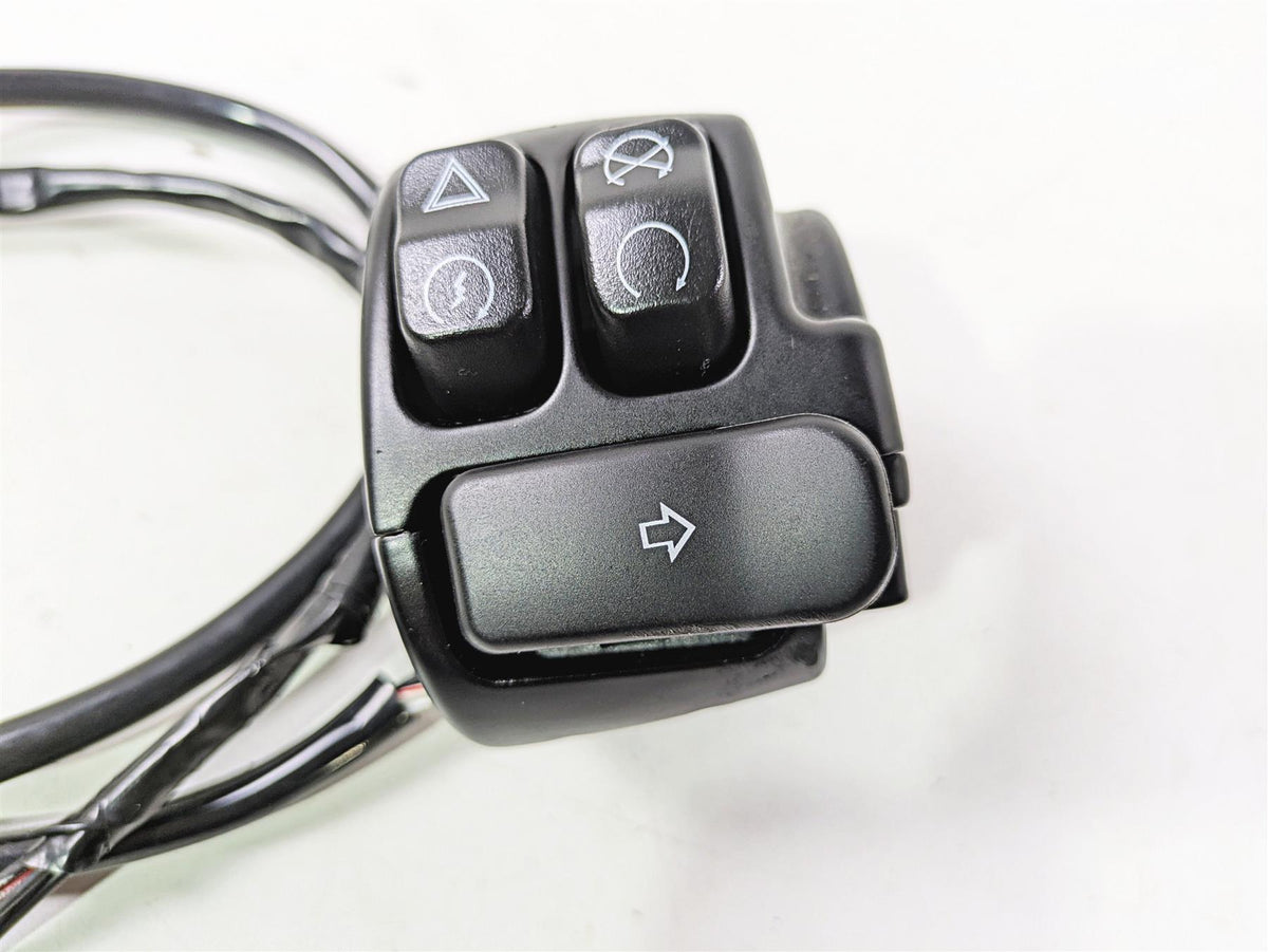 2022 Harley FXLRS Softail Low Rider Right Hand Control Switch READ 71500462A {{ shop.shopifyCountryName }} - Mototech271