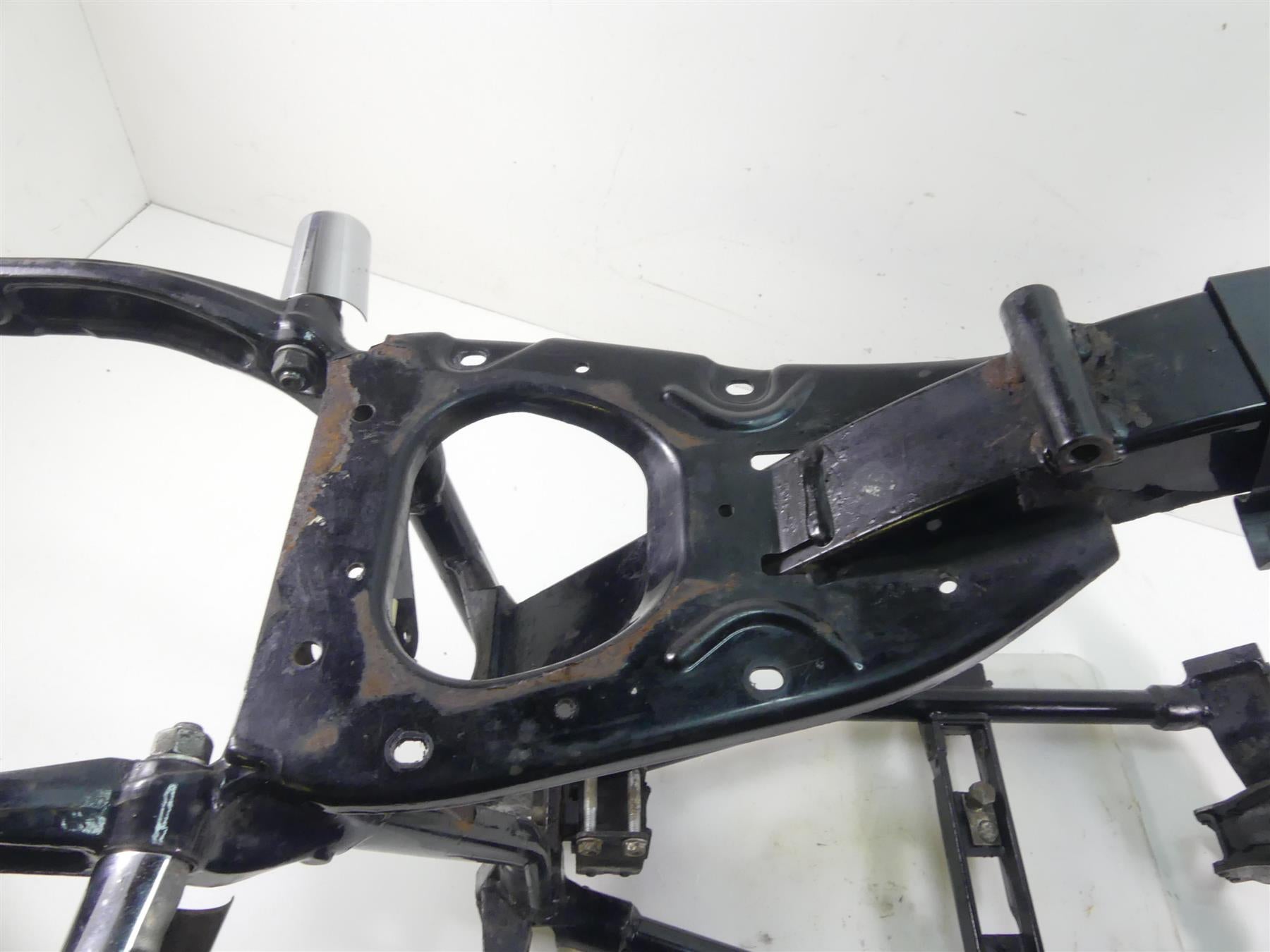 2011 Harley FXDWG Dyna Wide Glide Straight Main Frame Chassis - 34 Dgr With Texas Clean Title 47748-10A {{ shop.shopifyCountryName }} - Mototech271