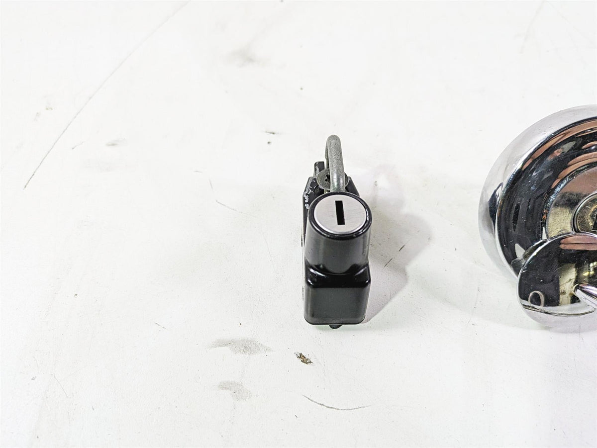 2004 Yamaha XVZ1300 Royal Star Gas Cap Helmet Locl & Key Set {{ shop.shopifyCountryName }} - Mototech271