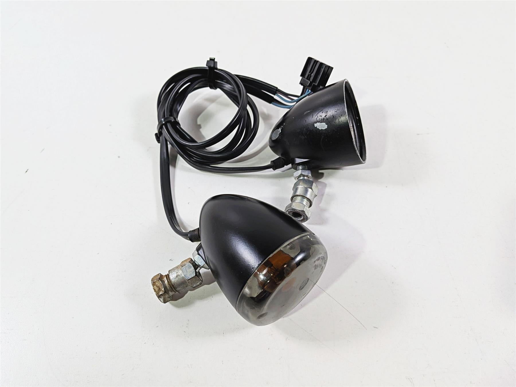 2011 Harley VRSCDX Night Rod Front Blinker Turn Signal Set 69587-07 {{ shop.shopifyCountryName }} - Mototech271