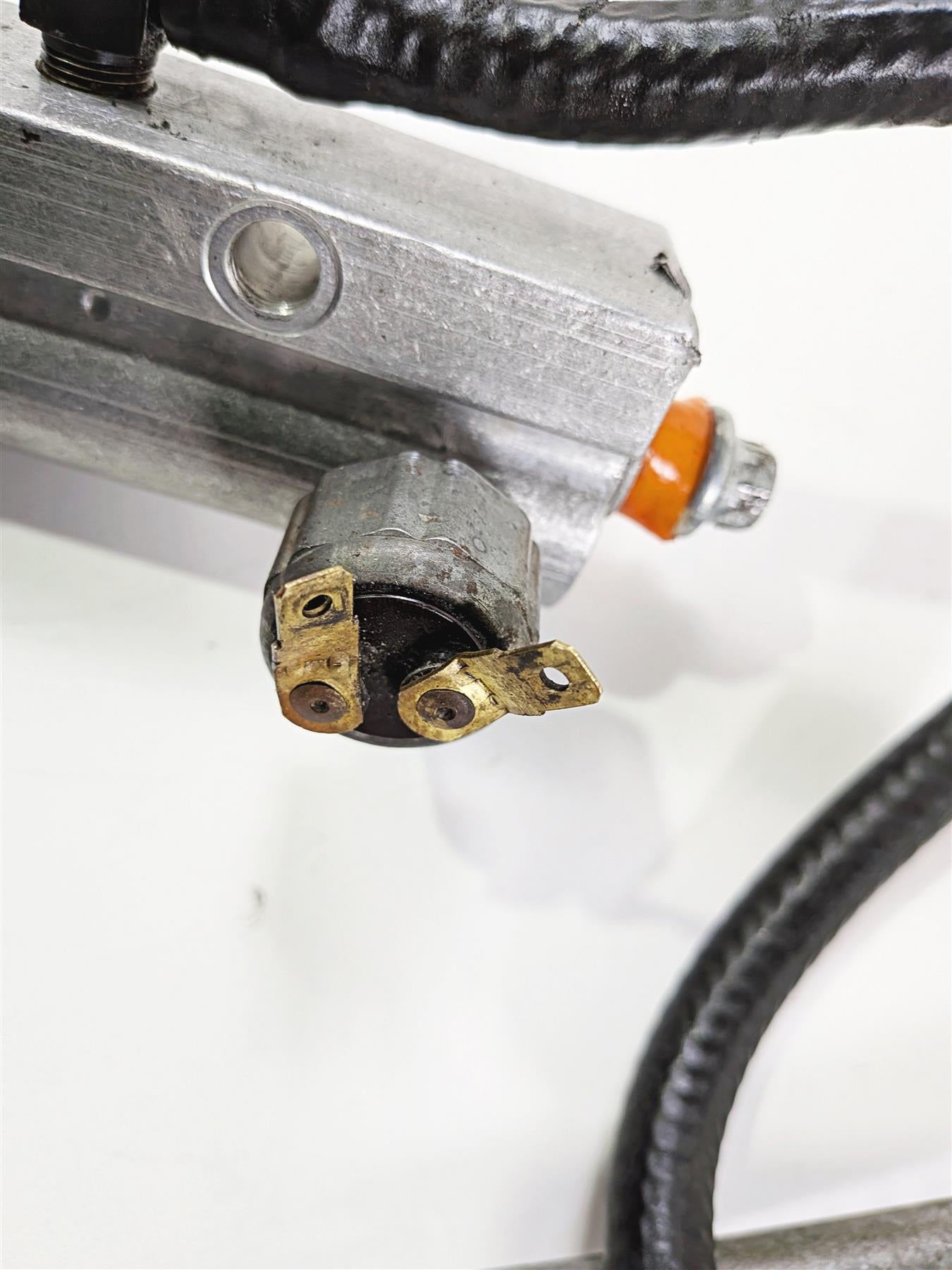 1990 Harley Touring FLHTC Electra Glide Rear Brake Master Cylinder 41755-86 {{ shop.shopifyCountryName }} - Mototech271