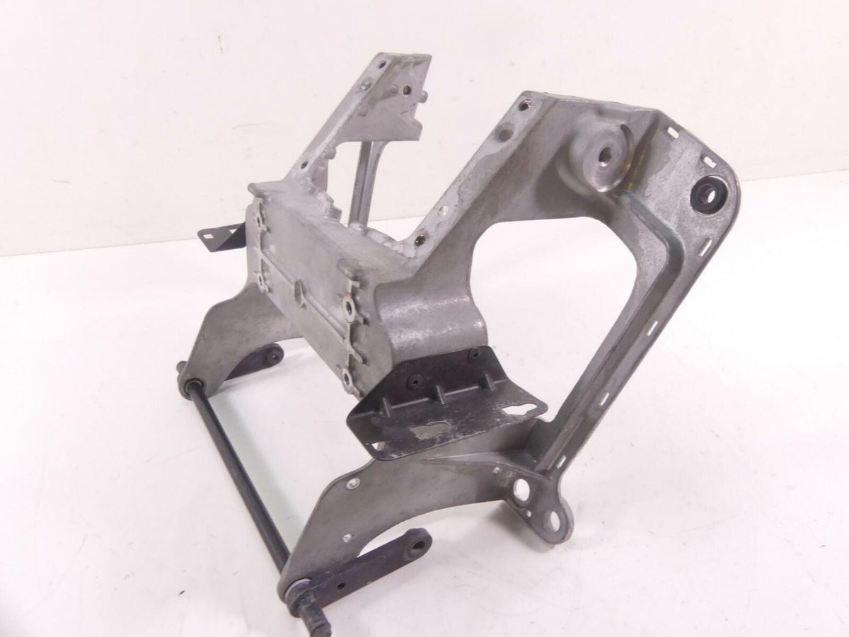 2010 Victory Vision Tour Front Fairing Holder Mounts Stay Bracket Support 513694 {{ shop.shopifyCountryName }} - Mototech271