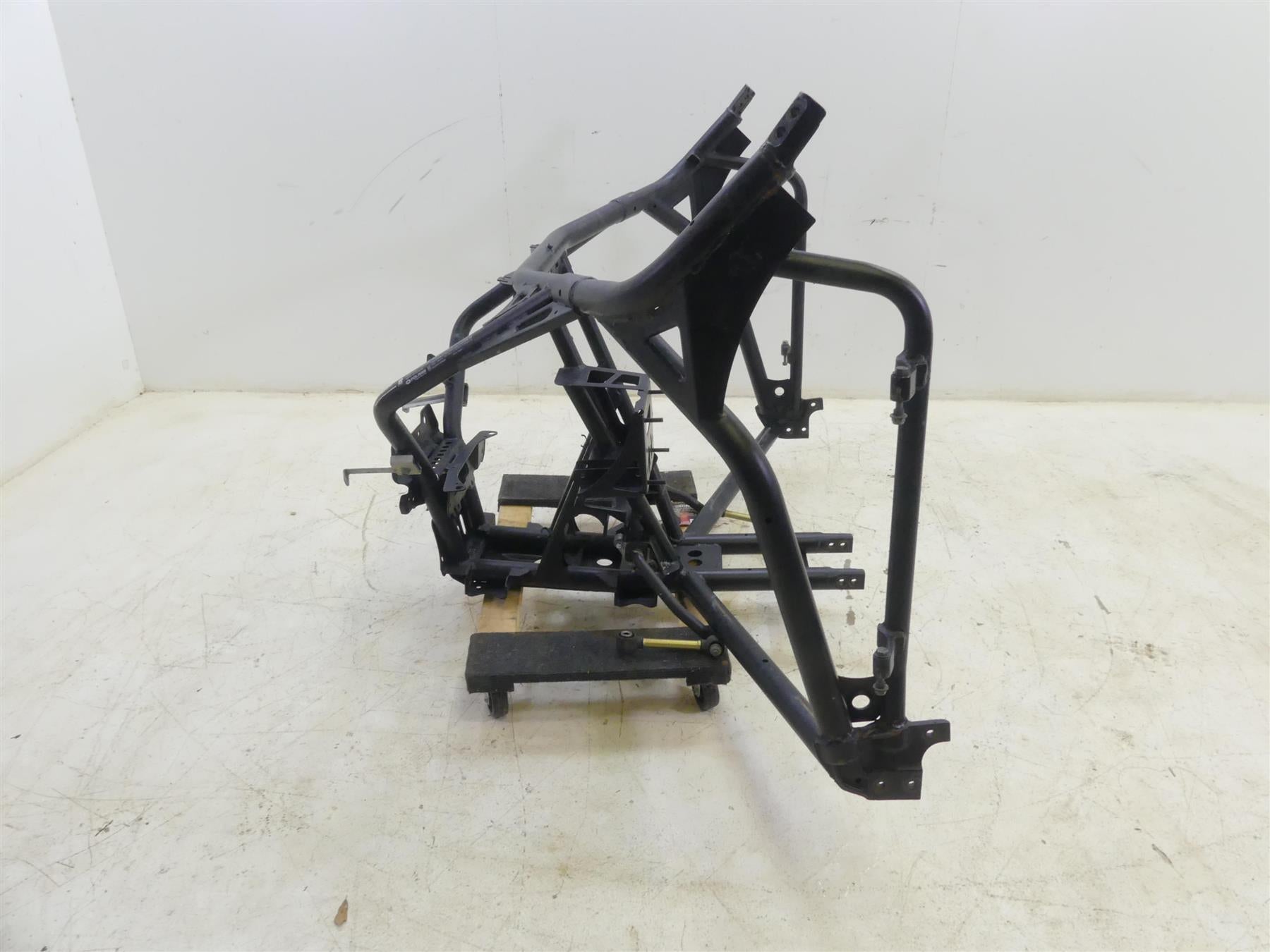 2017 Polaris General 1000 Straight Front Subframe Sub Frame 1021696 {{ shop.shopifyCountryName }} - Mototech271