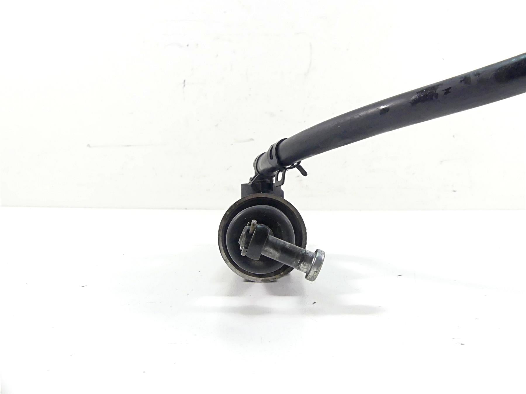 2013 Harley VRSCF Muscle Vrod Rear Brake Master Cylinder 44740-06A {{ shop.shopifyCountryName }} - Mototech271