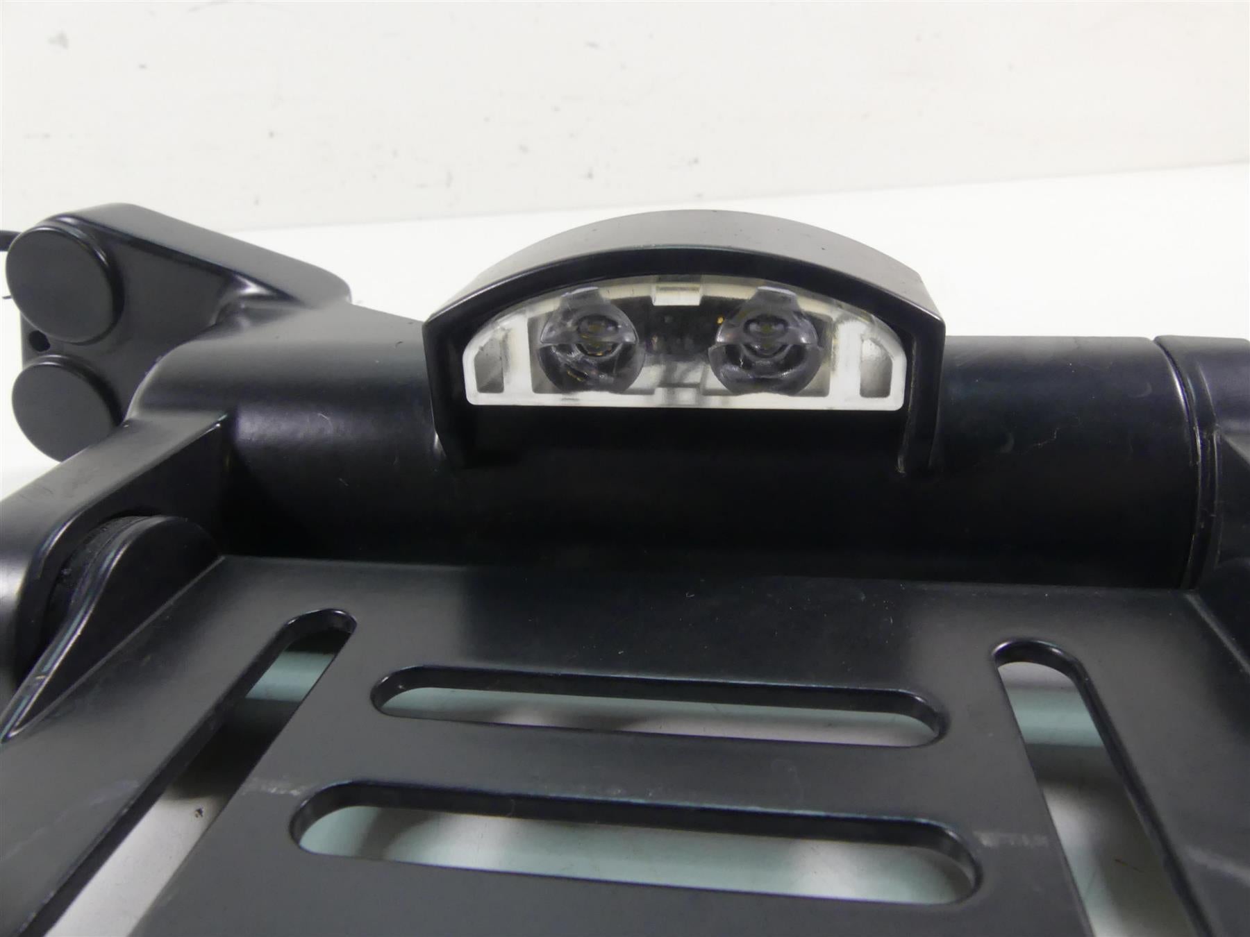 2011 Harley VRSCF Muscle Rod Side License Plate Holder Mount 69390-09 {{ shop.shopifyCountryName }} - Mototech271