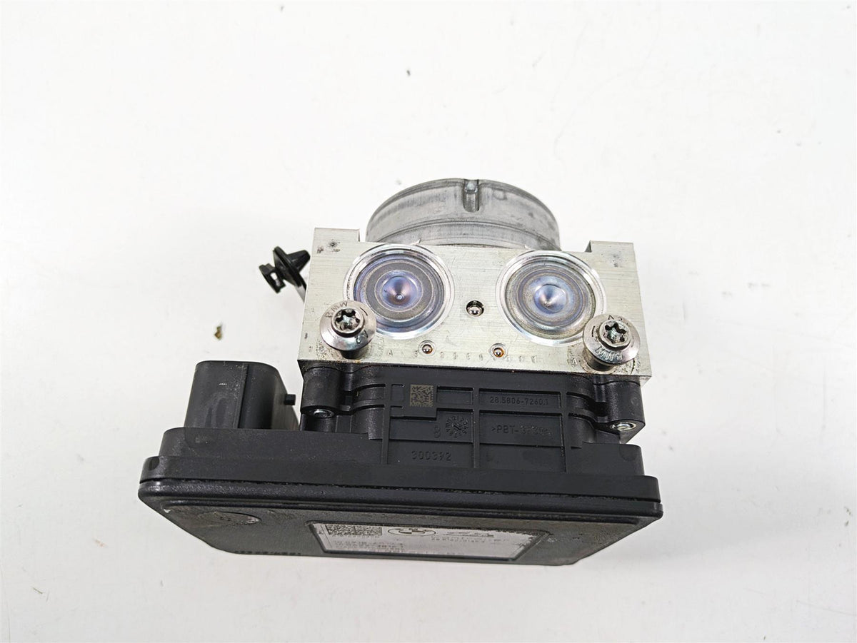 2015 BMW S1000RR K46 Abs Brake Pump Unit Module 34518561705 34518566956 {{ shop.shopifyCountryName }} - Mototech271