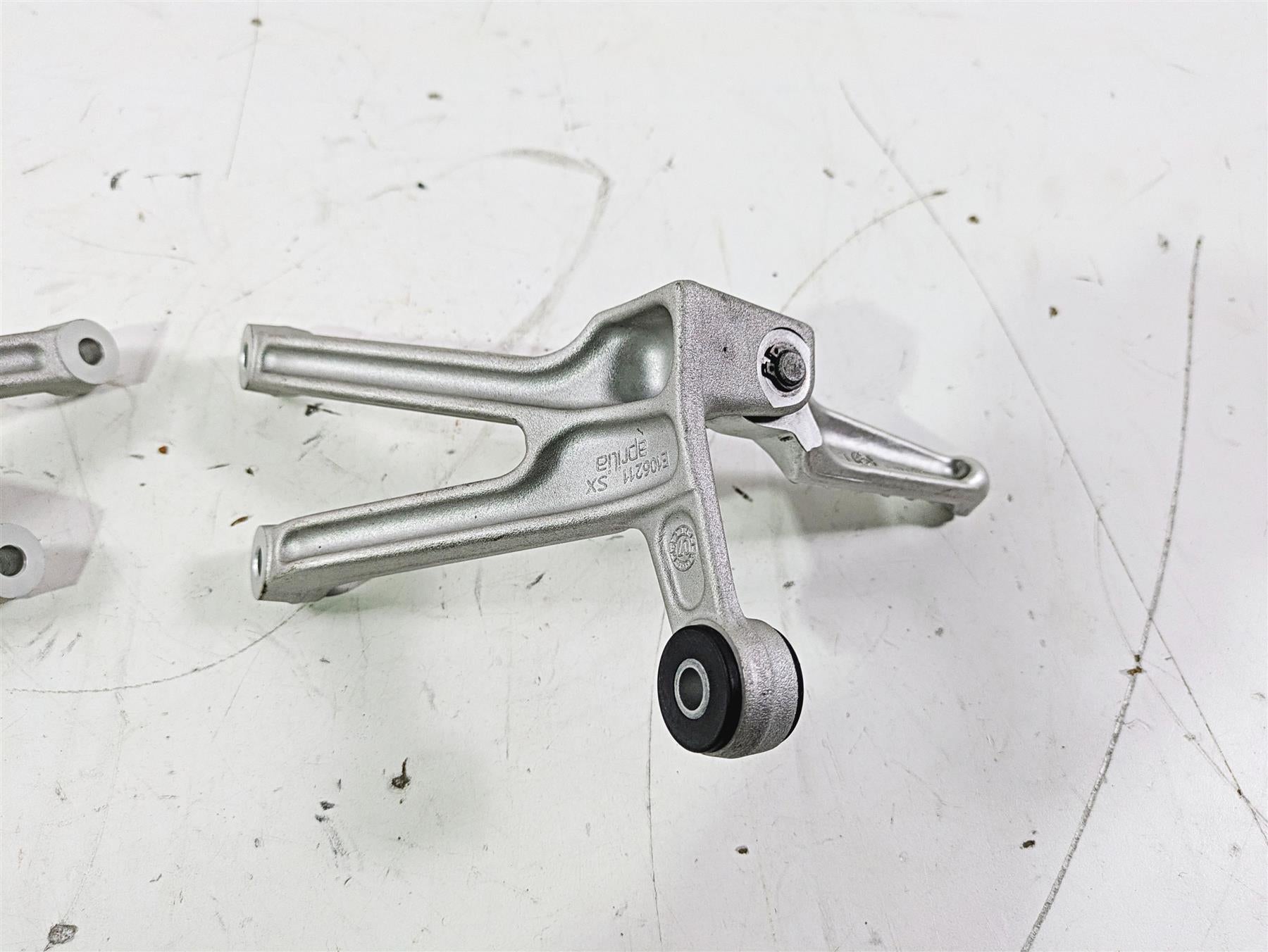 2008 Aprilia RSVR 1000 Factory Rear Passenger Foot Peg Set AP8154071 AP8154072 {{ shop.shopifyCountryName }} - Mototech271