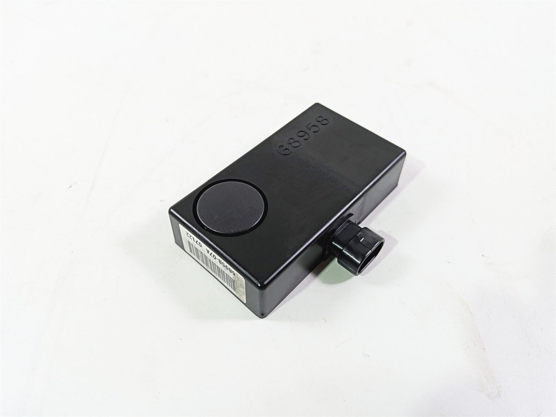 2007 Harley Touring FLHRSE CVO Road King Security Alarm Siren Box 68958-07A {{ shop.shopifyCountryName }} - Mototech271