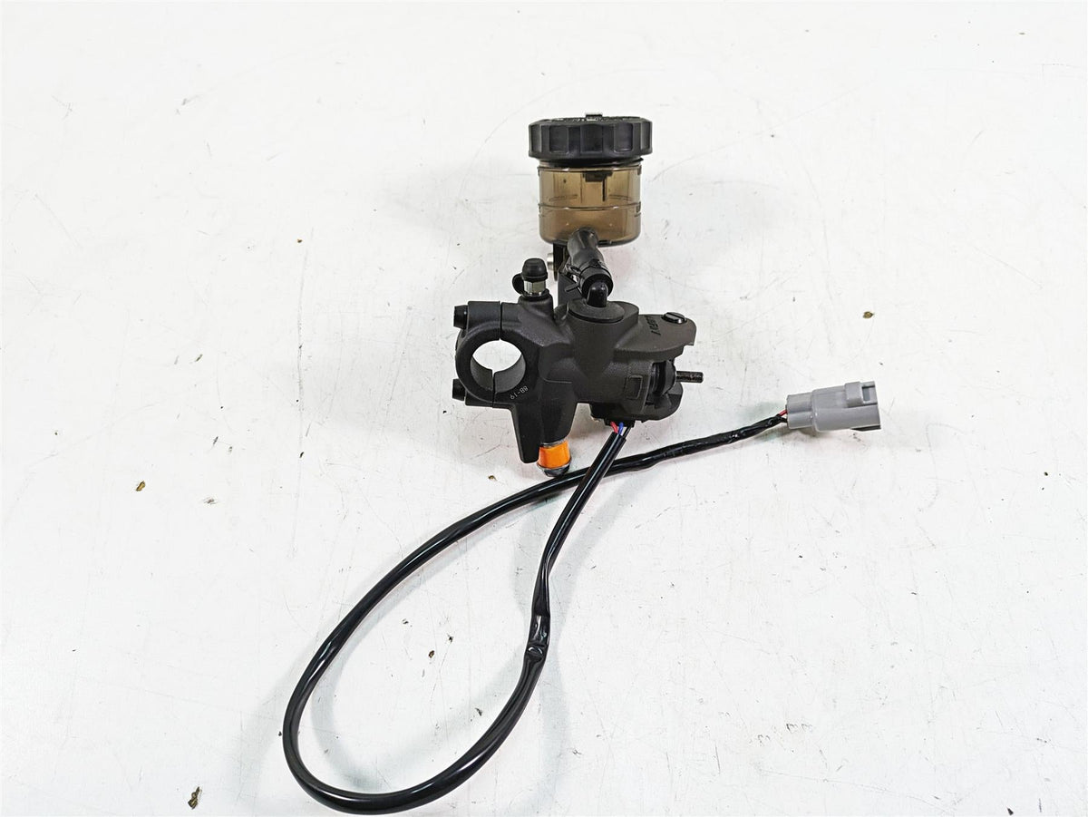 2018 Kawasaki ZX1002 Ninja H2 SX Front Radial Brake Master Cylinder 43015-0674 {{ shop.shopifyCountryName }} - Mototech271