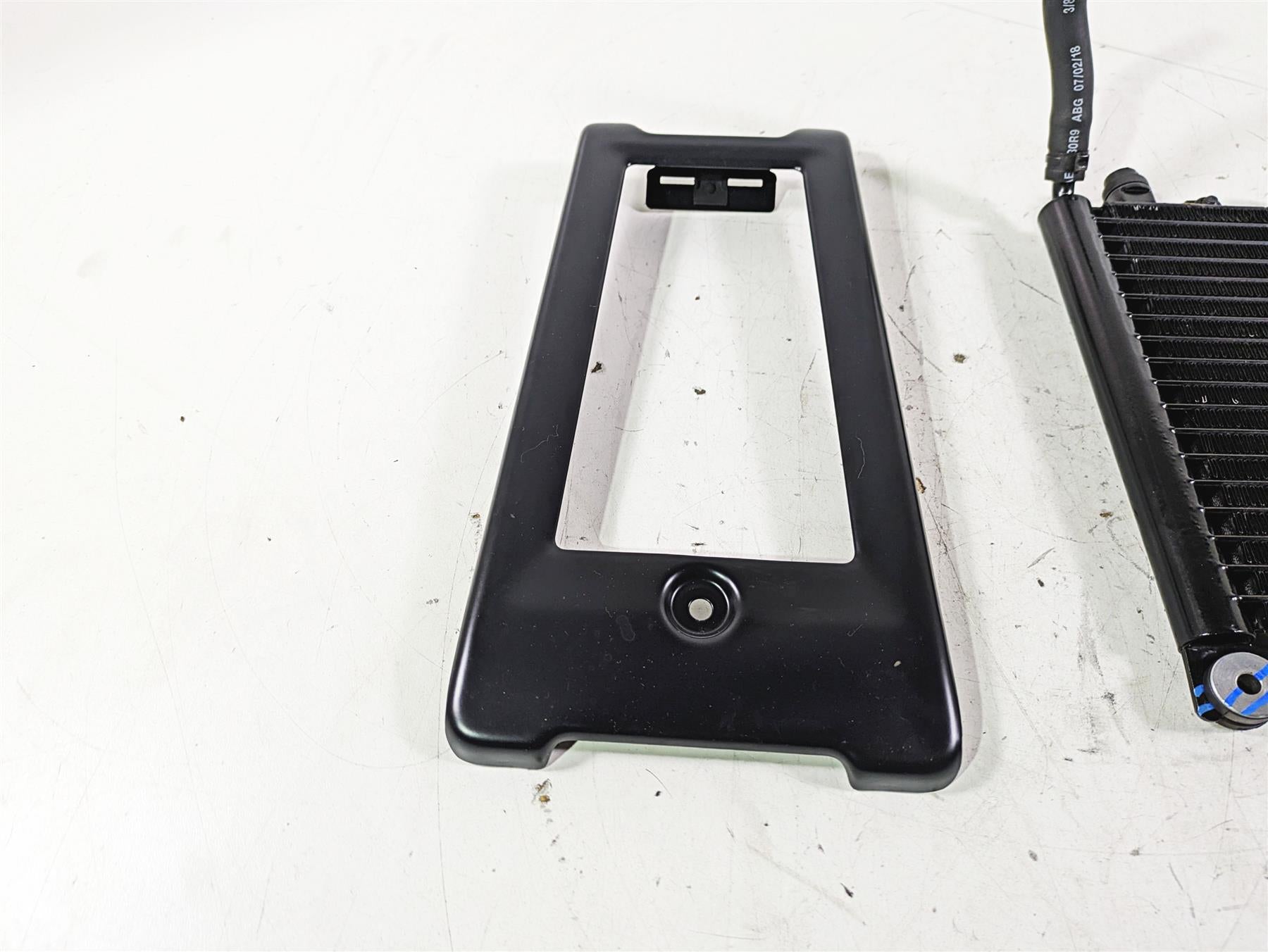 2019 Harley FLHCS Softail Heritage Oil Cooler + Lines & Cover 62700191 {{ shop.shopifyCountryName }} - Mototech271