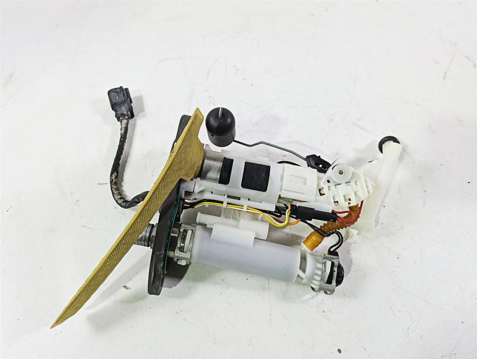 2018 Harley FXBR Softail Breakout Fuel Gas Petrol Pump & Level Sender 61200043 {{ shop.shopifyCountryName }} - Mototech271