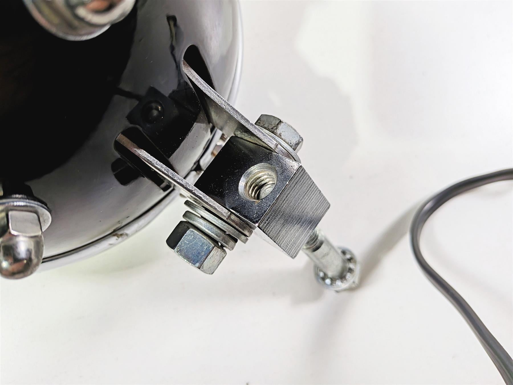 2014 Harley FXSB Softail Breakout Headlight Light Lamp & Mount 67700029-Mototech271