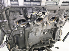 Load image into Gallery viewer, 2005 Kawasaki ZX1000 ZX10R Ninja Engine Motor Crankcase - Read 14001-0058
