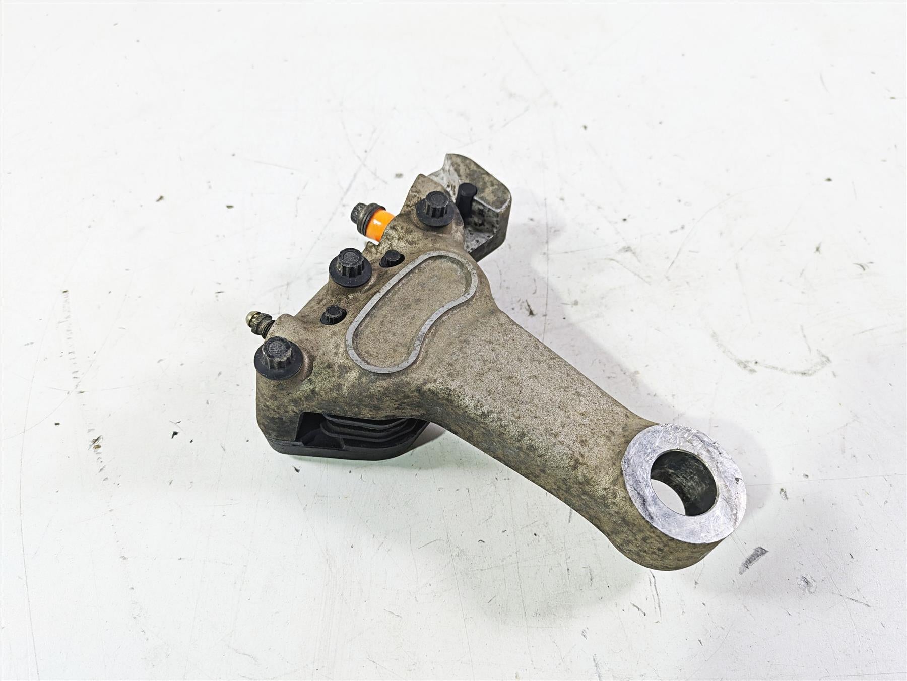 2003 Harley Touring FLHTCUI 100TH E-Glide Rear Brake Caliper & Bracket 44080-02C {{ shop.shopifyCountryName }} - Mototech271