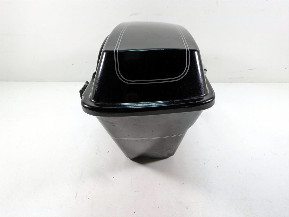 2006 Harley Touring FLHTCUI Electra Glide Left Saddlebag Saddle Bag 90753-93 {{ shop.shopifyCountryName }} - Mototech271