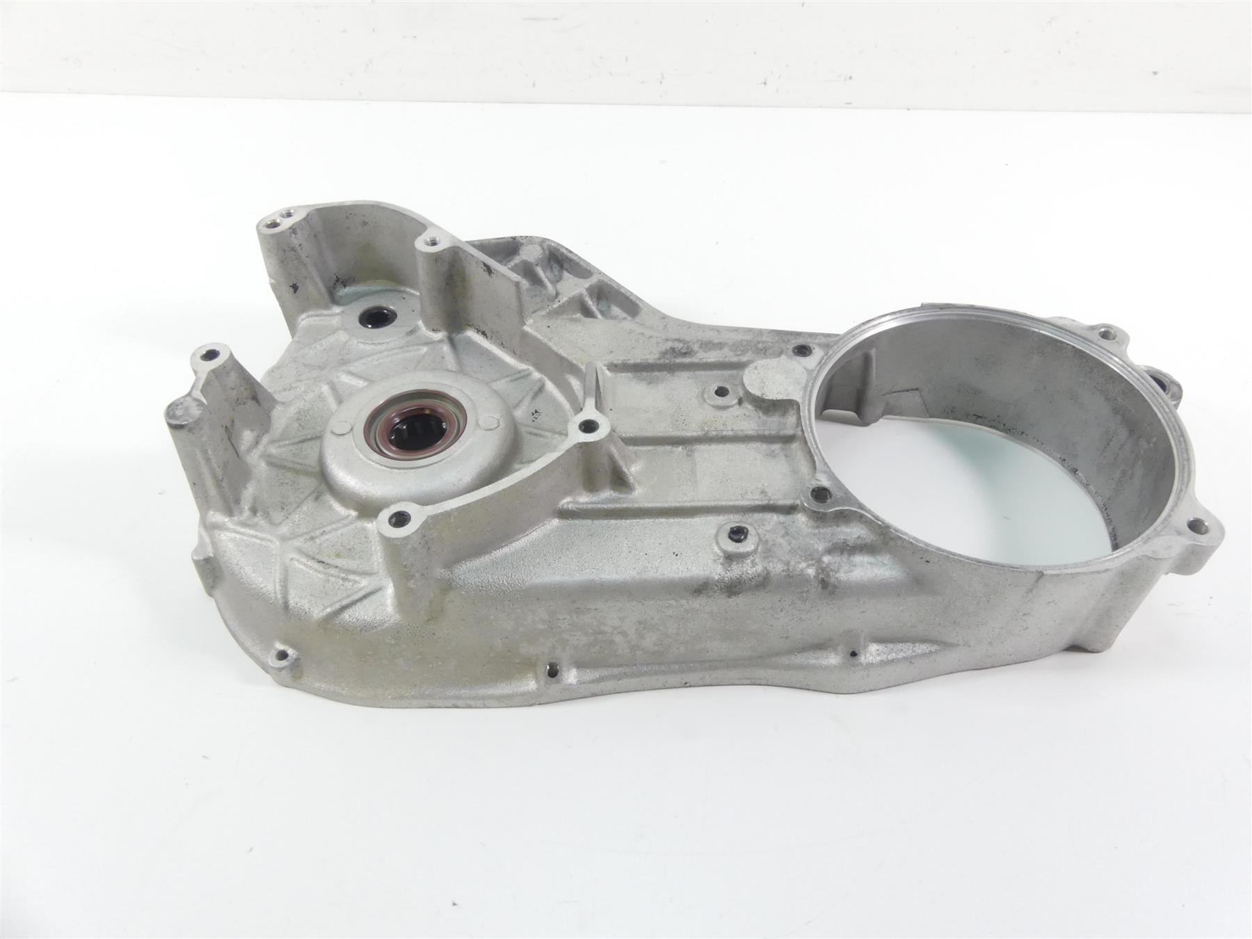 1995 Harley Touring FLHTCU Electra Glide Inner Primary Clutch Cover 60677-94 {{ shop.shopifyCountryName }} - Mototech271
