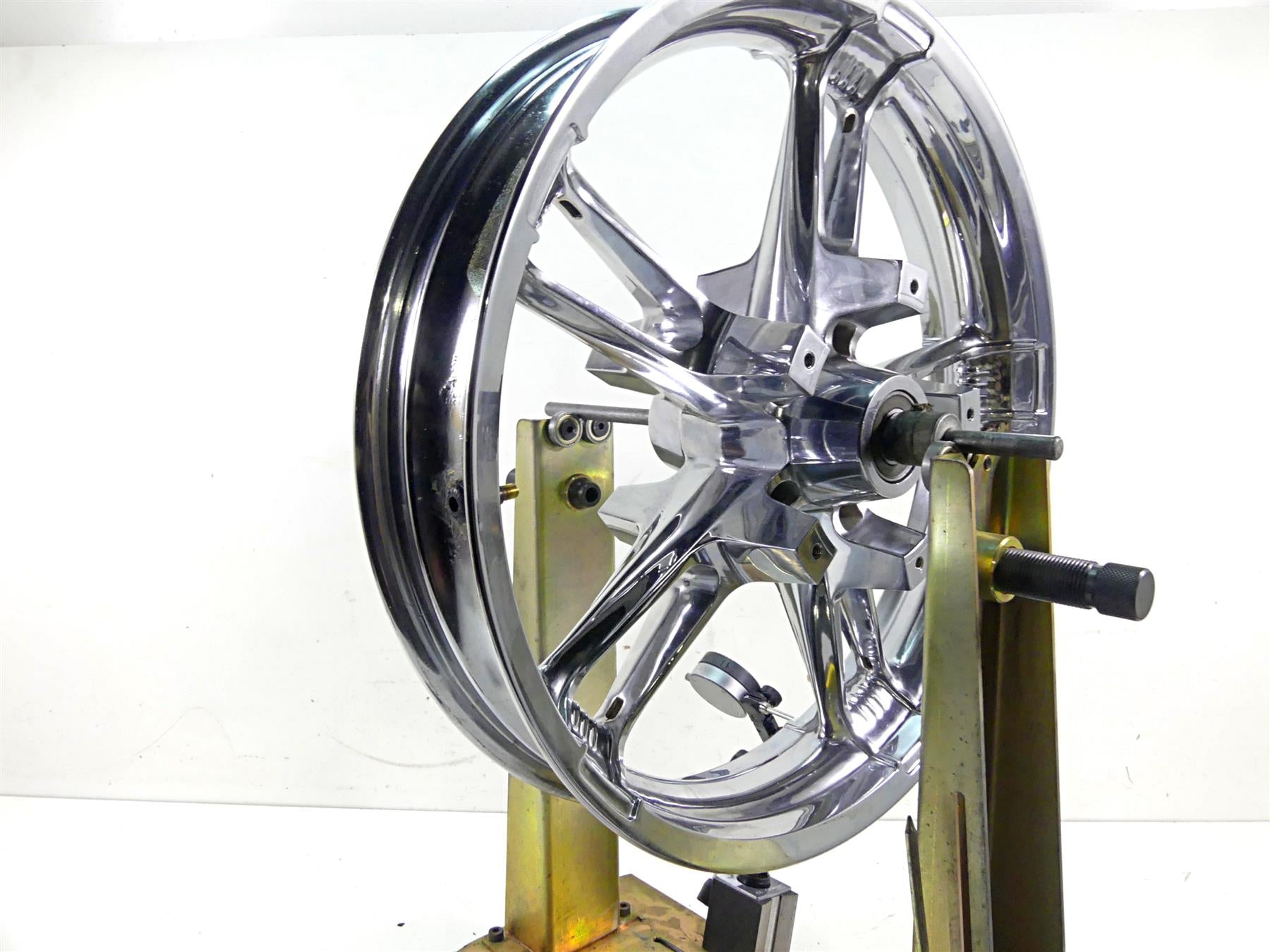 2015 Harley Touring FLHXS Street Glide Front Wheel Rim Enforcer 3.5x19 43300336 {{ shop.shopifyCountryName }} - Mototech271