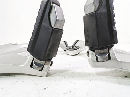 2014 BMW R1200 RT RTW K52 Passenger Footpeg Set 46718534789 46718534790 {{ shop.shopifyCountryName }} - Mototech271