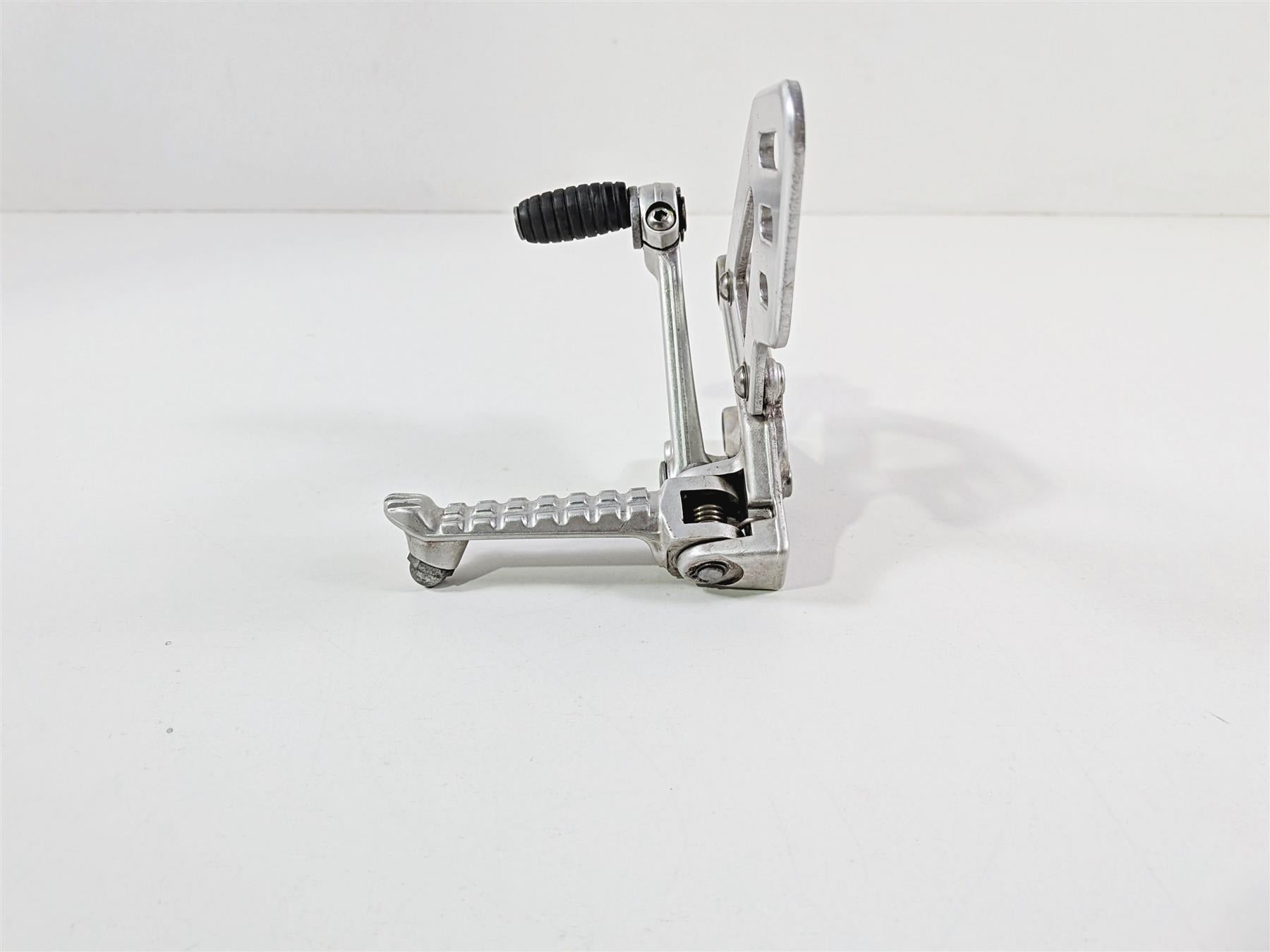 2016 Aprilia RSV 1100 Tuono V4 Factory Front Left Foot Peg & Shifter 897829 {{ shop.shopifyCountryName }} - Mototech271