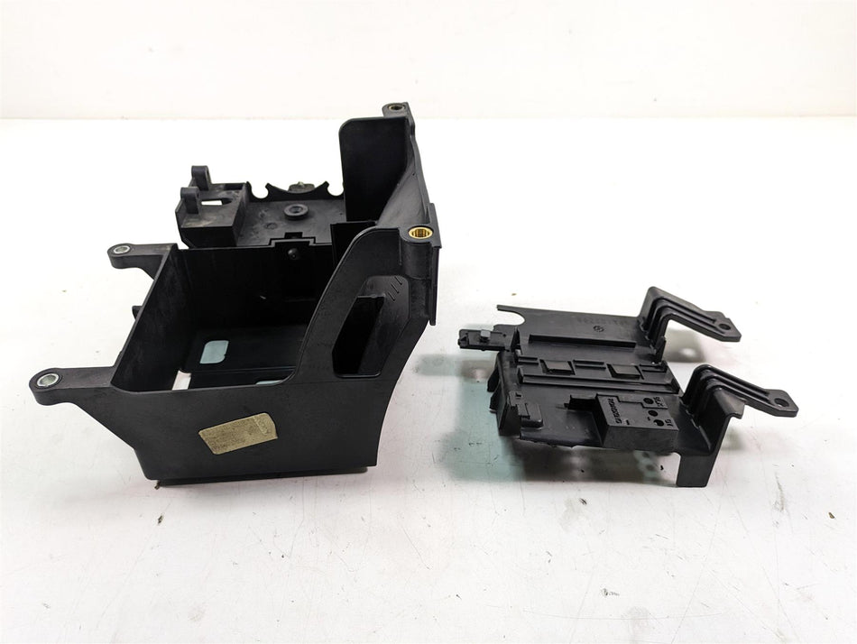 2014 Harley Touring FLHTK Electra Glide Battery Electrical Holder -Read 66000010 {{ shop.shopifyCountryName }} - Mototech271