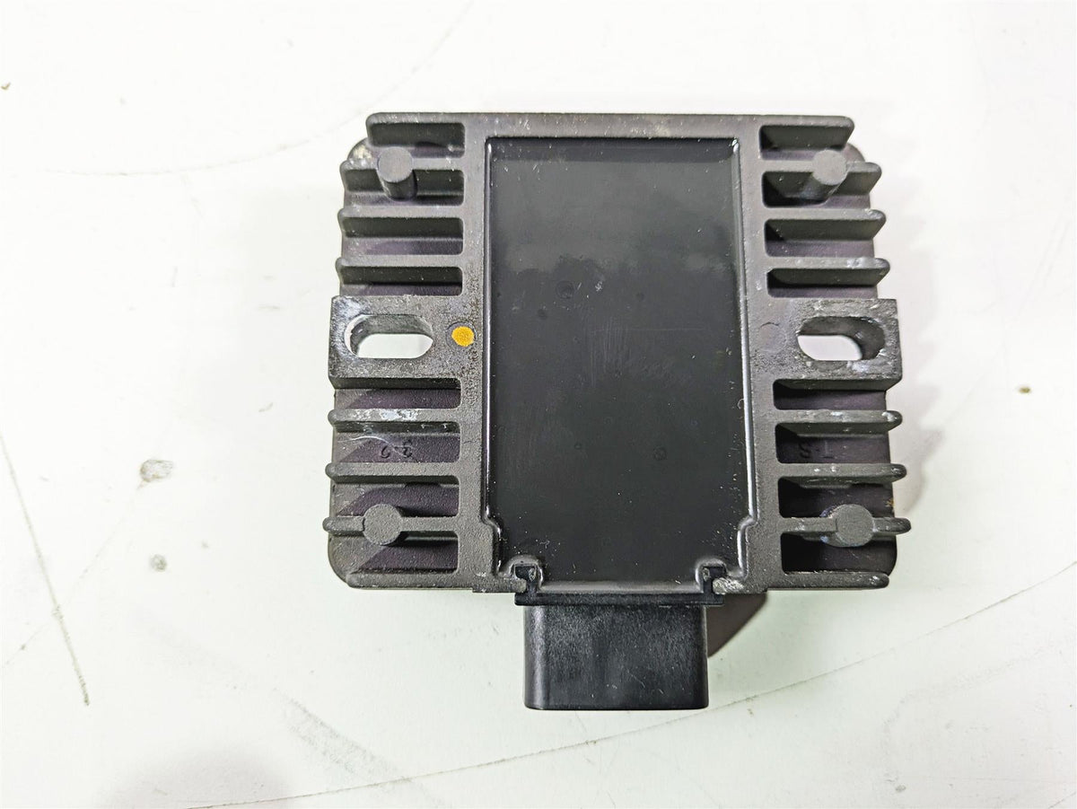 2020 Yamaha Waverunner VX1050 Deluxe Rectifier Voltage Regulator 6D3-81960-00-00 {{ shop.shopifyCountryName }} - Mototech271