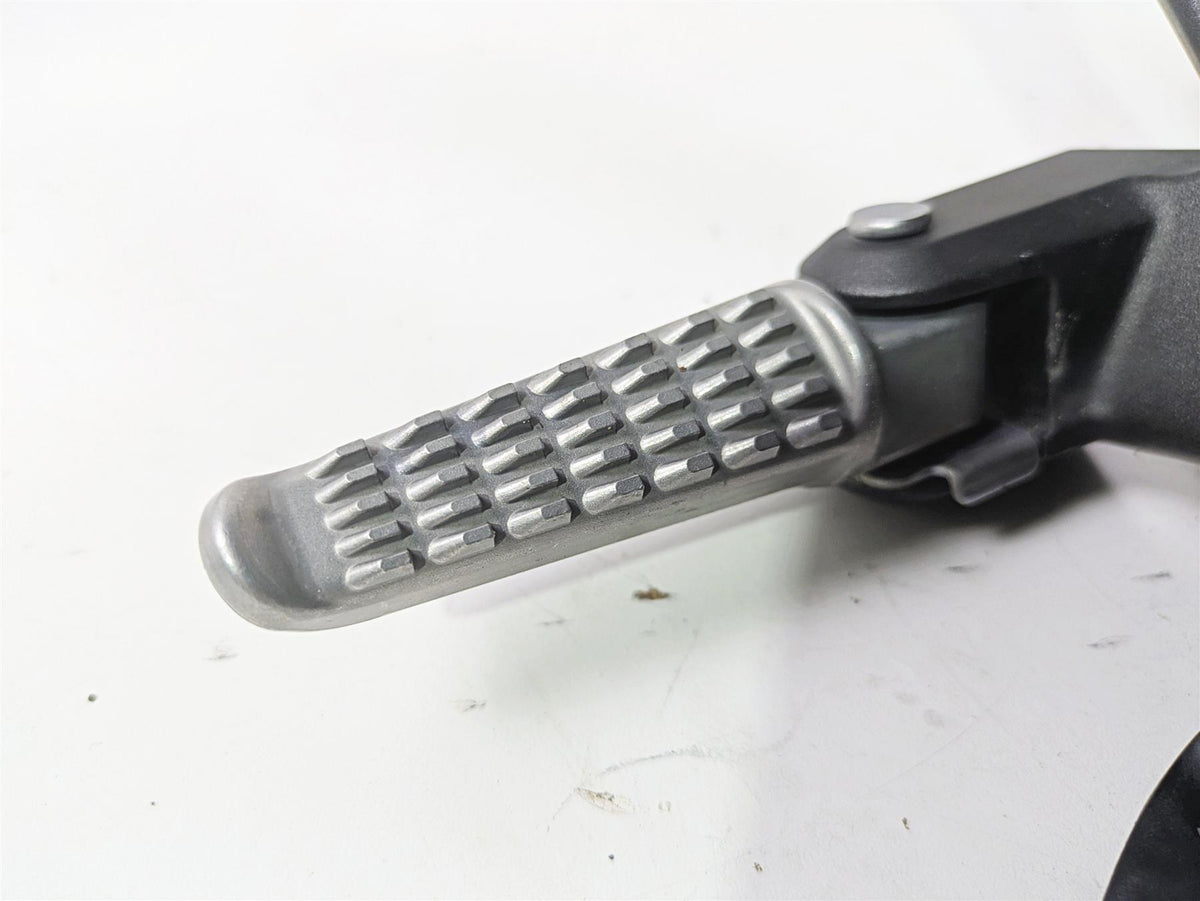 2023 Kawasaki ZX1400 ZX14R Ninja Rear Passenger Foot Peg Set 35063-0782-18R {{ shop.shopifyCountryName }} - Mototech271