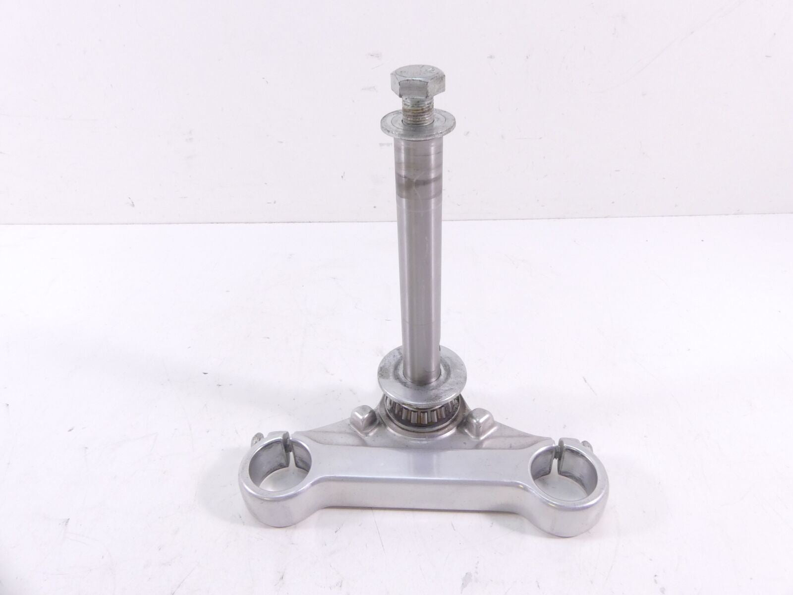 2001 Harley Davidson Sportster XL883 Lower Triple Tree Yoke 39Mm 45563-87 {{ shop.shopifyCountryName }} - Mototech271