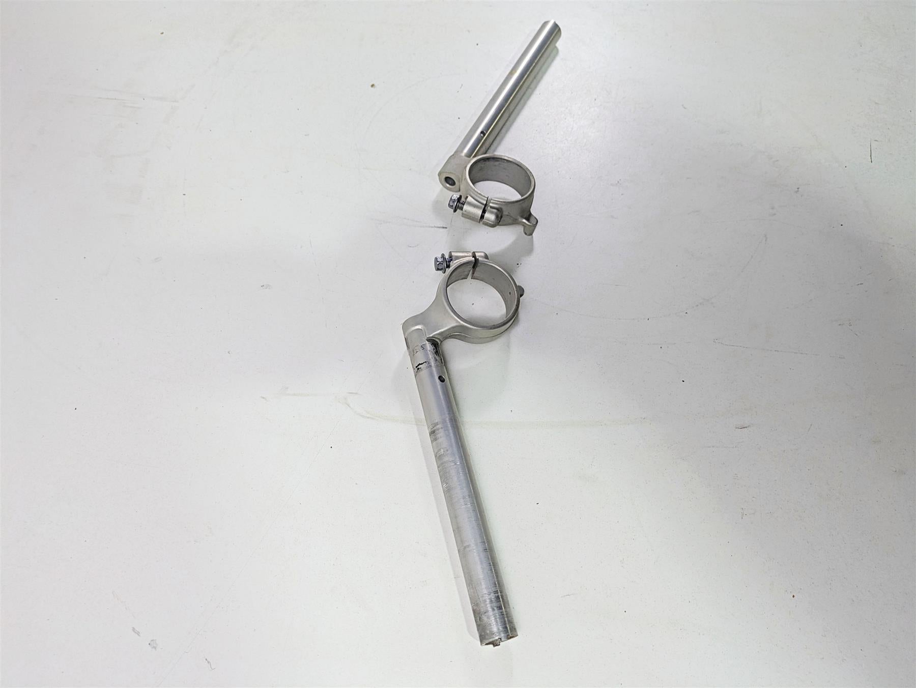 2006 Suzuki GSXR1000 K6 Clip On Handlebar Set 56151-41G00 56111-41G00 {{ shop.shopifyCountryName }} - Mototech271