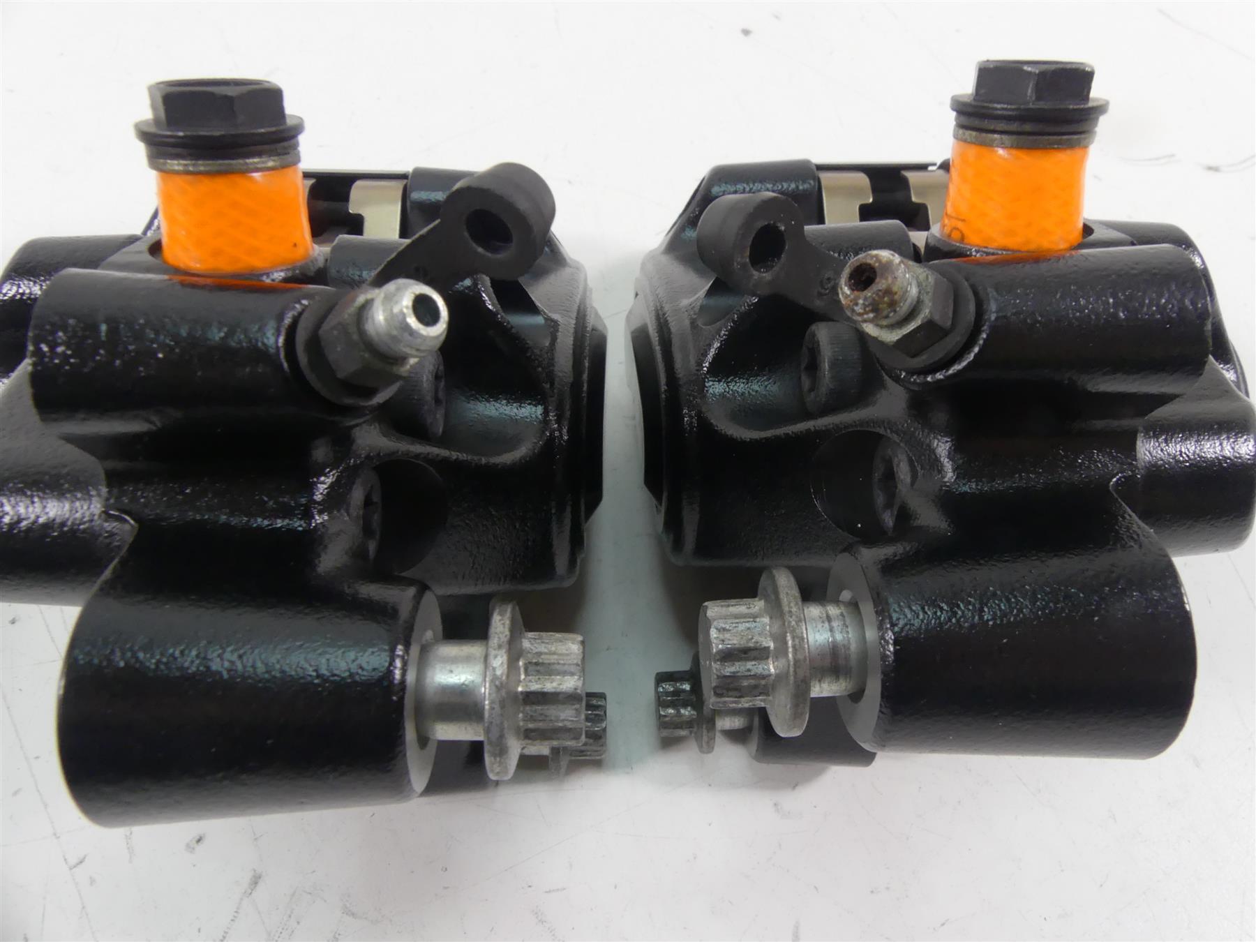 2017 Harley FXSE CVO Pro Street Breakout Front Brake Calipers 41300138 41300180 {{ shop.shopifyCountryName }} - Mototech271