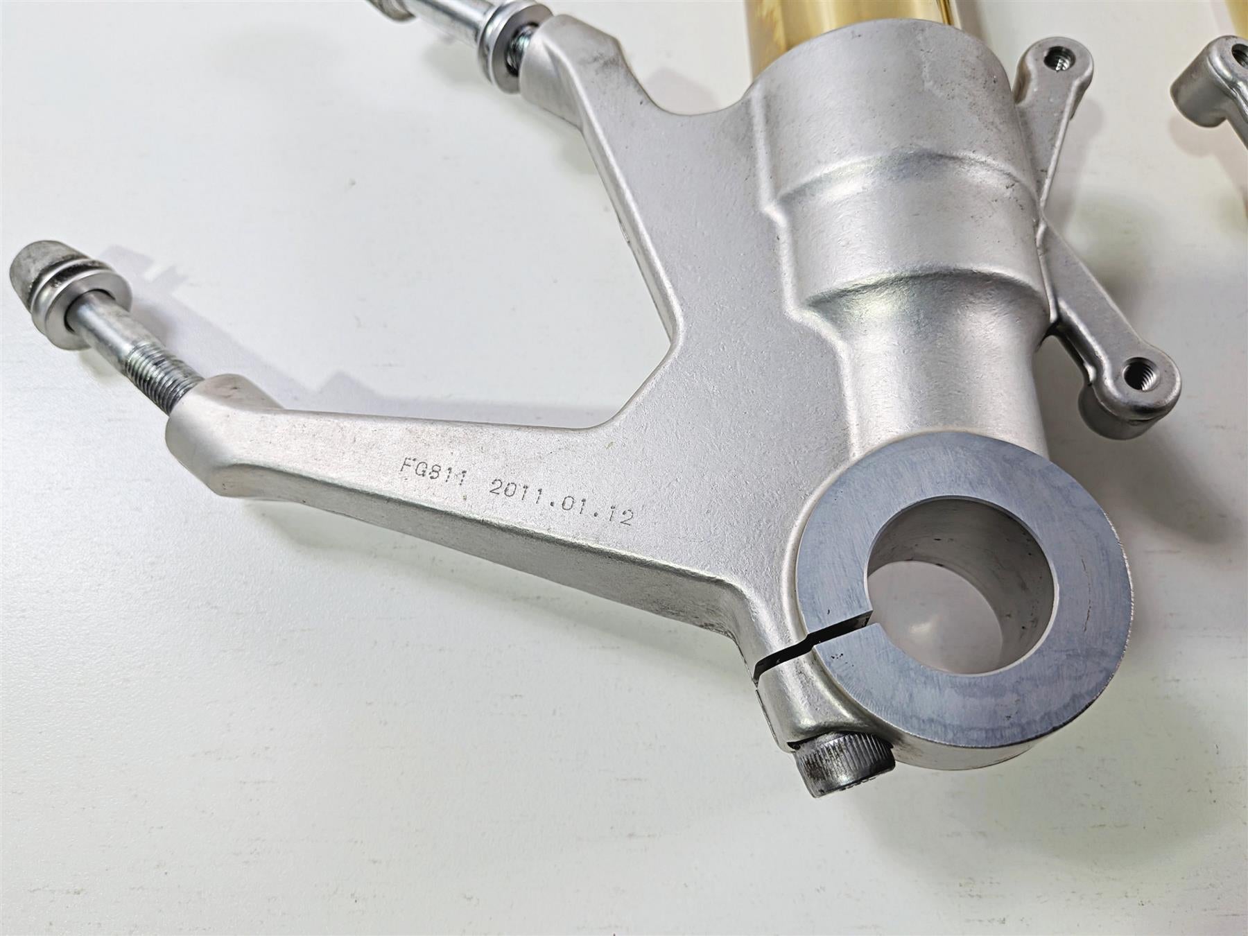 2011 Ducati Streetfighter 1098 S Nice Ohlins Front Fork 3K ! 34420172B 34520171B {{ shop.shopifyCountryName }} - Mototech271