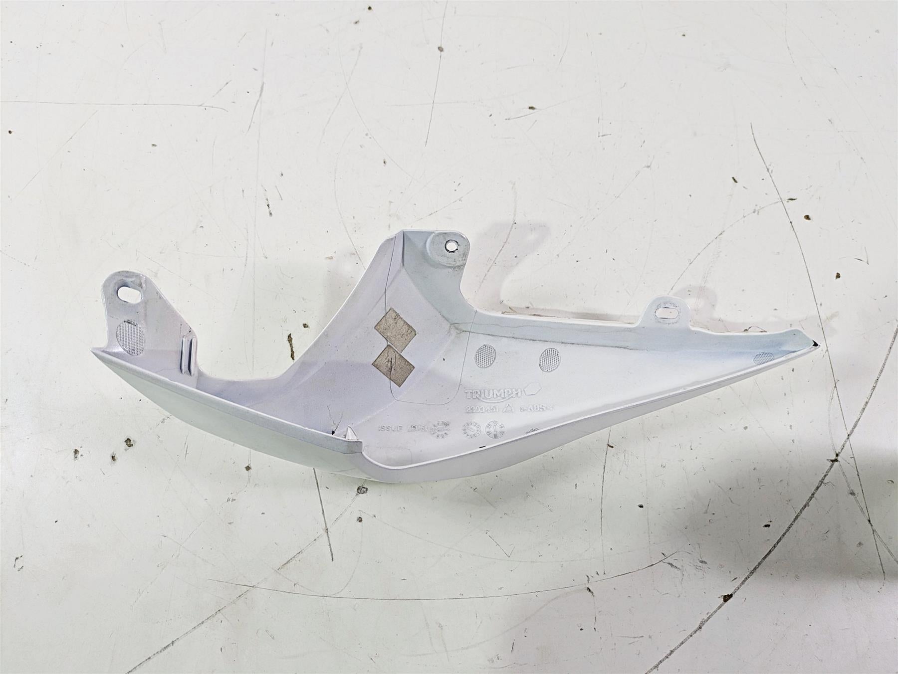 2019 Triumph Speed Triple RS 1050 Right Tail Cover Fairing T2303544 T2303451 {{ shop.shopifyCountryName }} - Mototech271