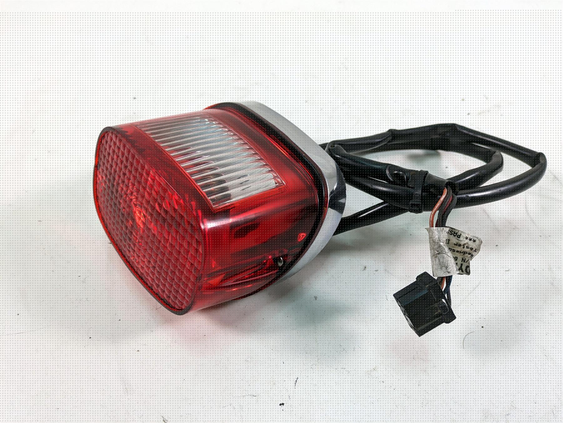 2000 Harley Dyna FXDL Low Rider Taillight Tail Light & Wiring 68066-99 {{ shop.shopifyCountryName }} - Mototech271