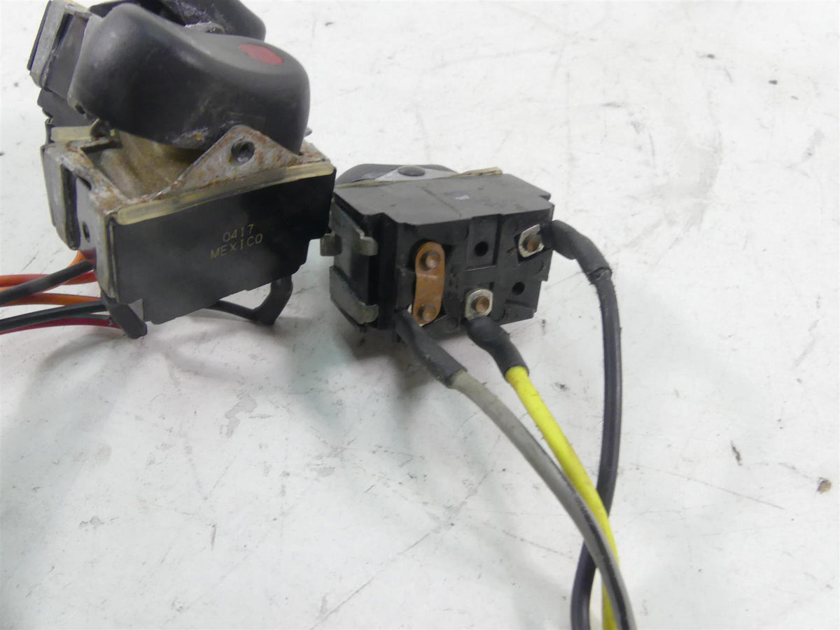 2005 Harley Touring CVO FLHTCSE Electra Glide Cruise Acc Spot Auxiliary Switch {{ shop.shopifyCountryName }} - Mototech271