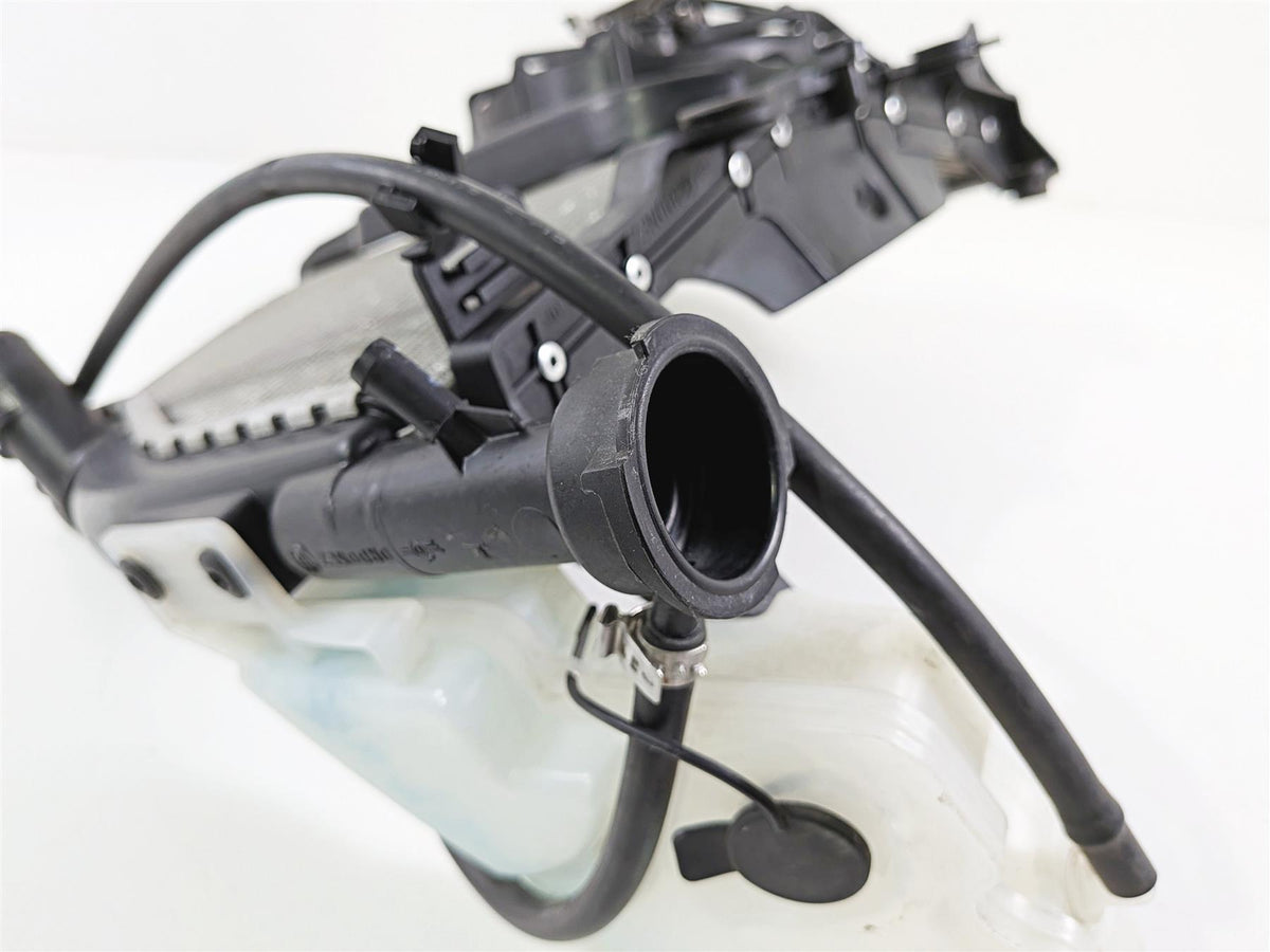2016 BMW S1000RR K46 Radiator Fans Reservoir And Hoses 17118546822-Mototech271