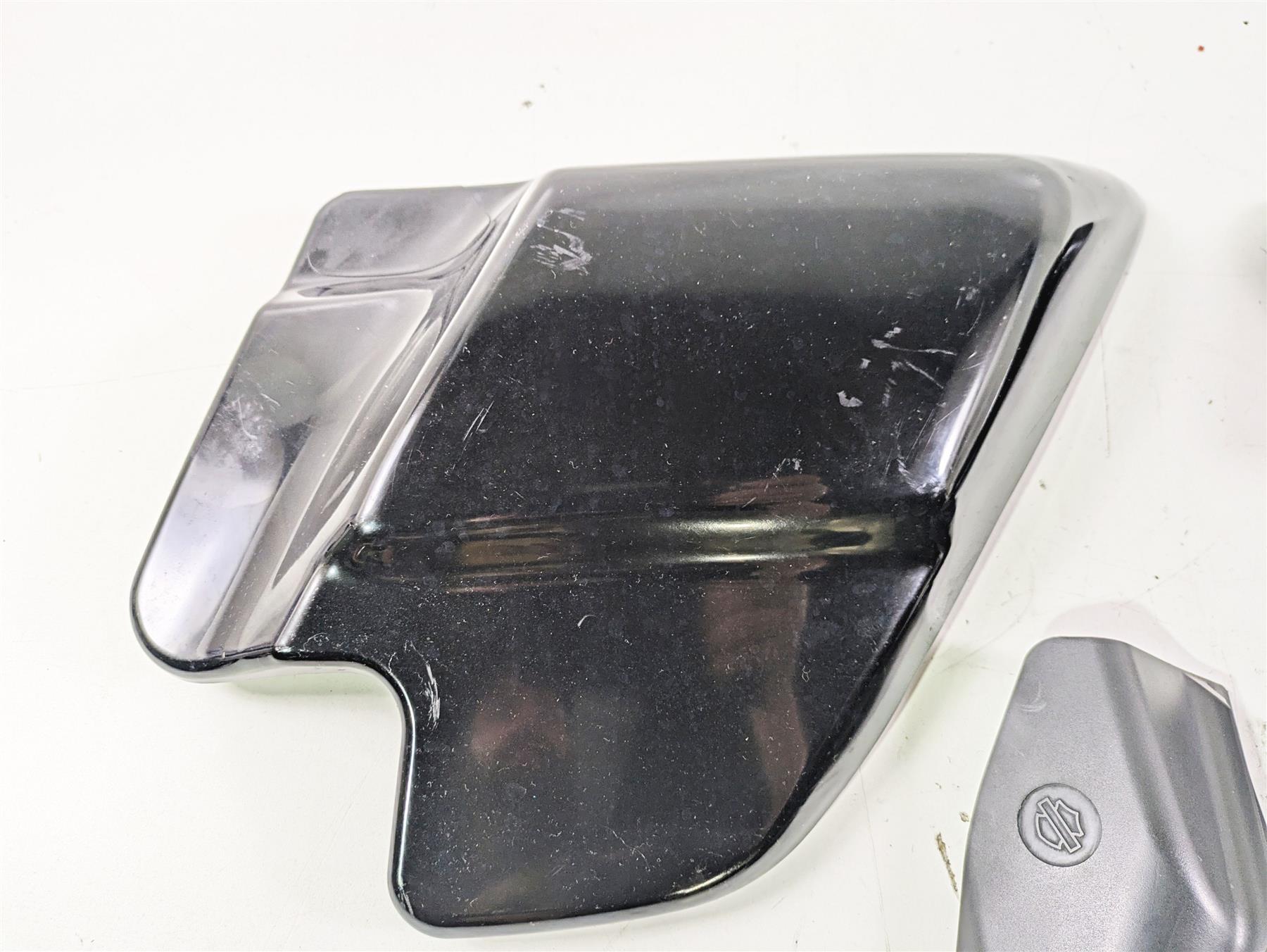 2008 Harley Touring FLHTP Electra Glide Side Cover Fairing Set 66048-97 66250-97 {{ shop.shopifyCountryName }} - Mototech271