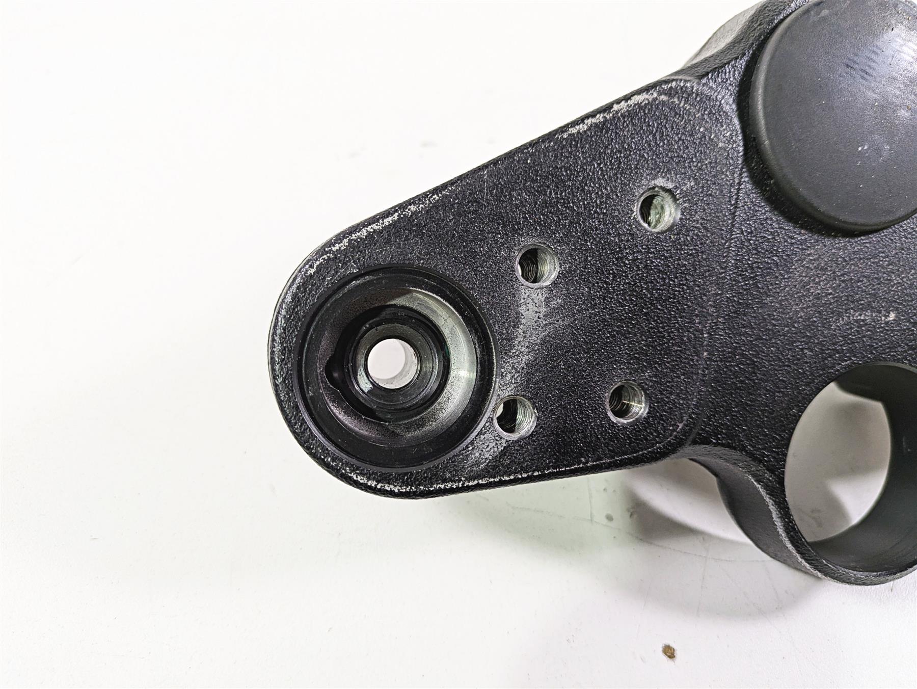 2009 BMW R1200RT K26 Upper Triple Tree Steering Clamp - Read 31427729239 {{ shop.shopifyCountryName }} - Mototech271