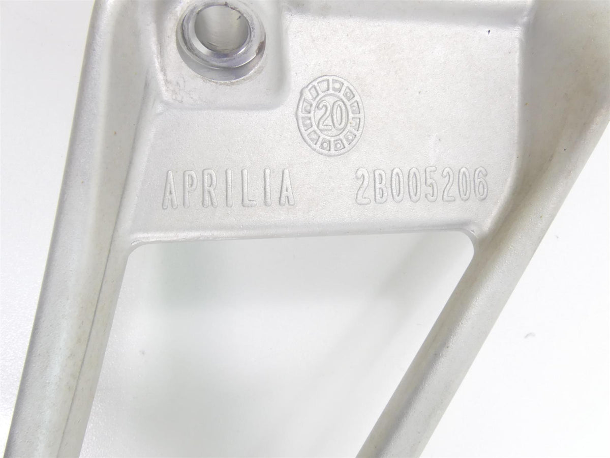 2021 Aprilia Tuono 660 Rear Passenger Footpeg Foot Rest Set 2B005206 2B005205 {{ shop.shopifyCountryName }} - Mototech271
