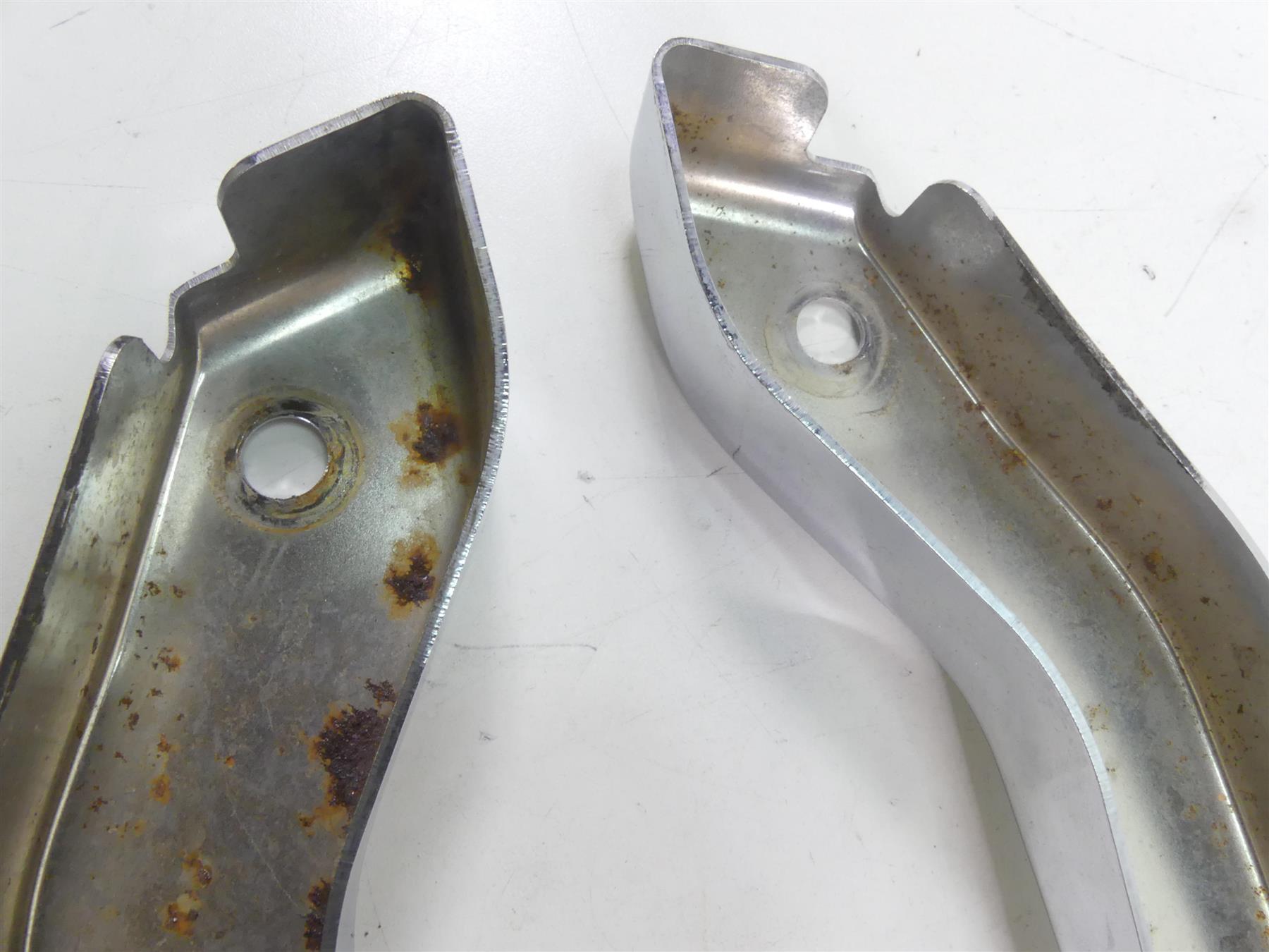 2004 Harley FXDWGI Dyna Wide Glide Rear Fender Struts Braces 59893-96 60007-96 {{ shop.shopifyCountryName }} - Mototech271