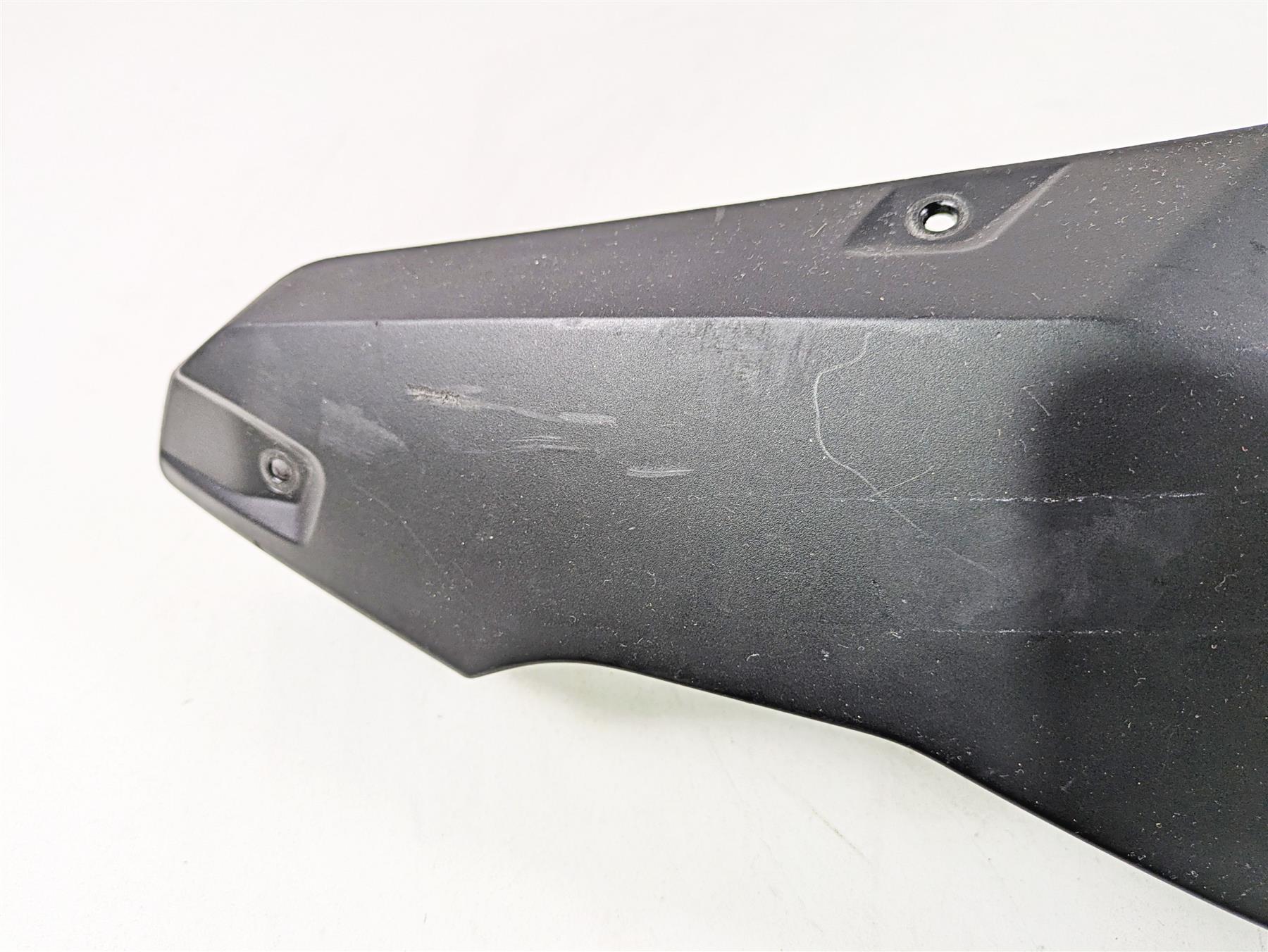 2009 BMW R1200GS K255 Adv Right Side Fuel Tank Cover & Emblem 46637706288 {{ shop.shopifyCountryName }} - Mototech271