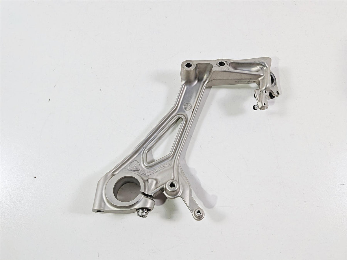 2019 Ducati Panigale V4S V4 S Corse Left Swingarm Frame To Peg Mount 8291G831BA {{ shop.shopifyCountryName }} - Mototech271