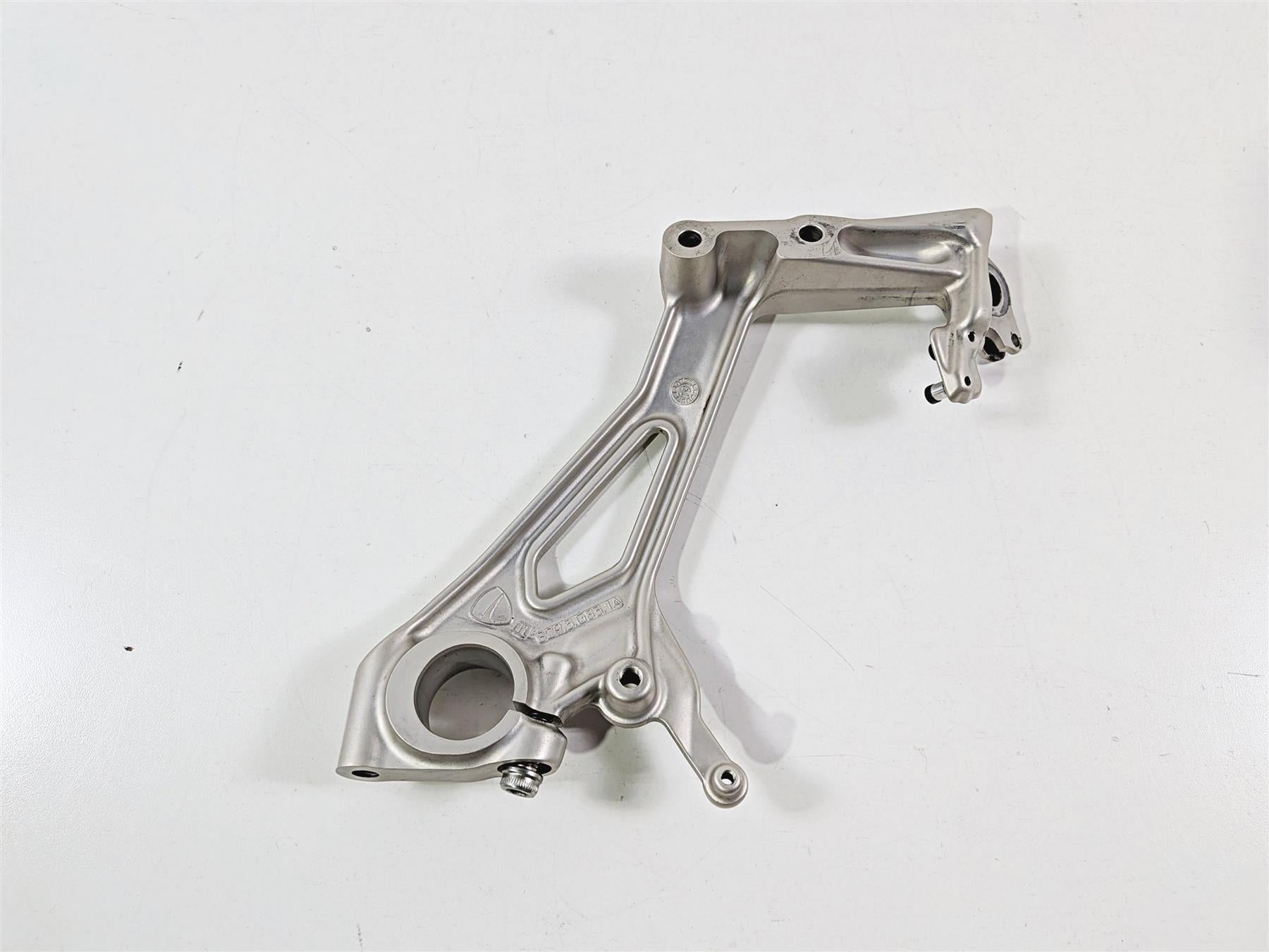 2019 Ducati Panigale V4S V4 S Corse Left Swingarm Frame To Peg Mount 8291G831BA {{ shop.shopifyCountryName }} - Mototech271