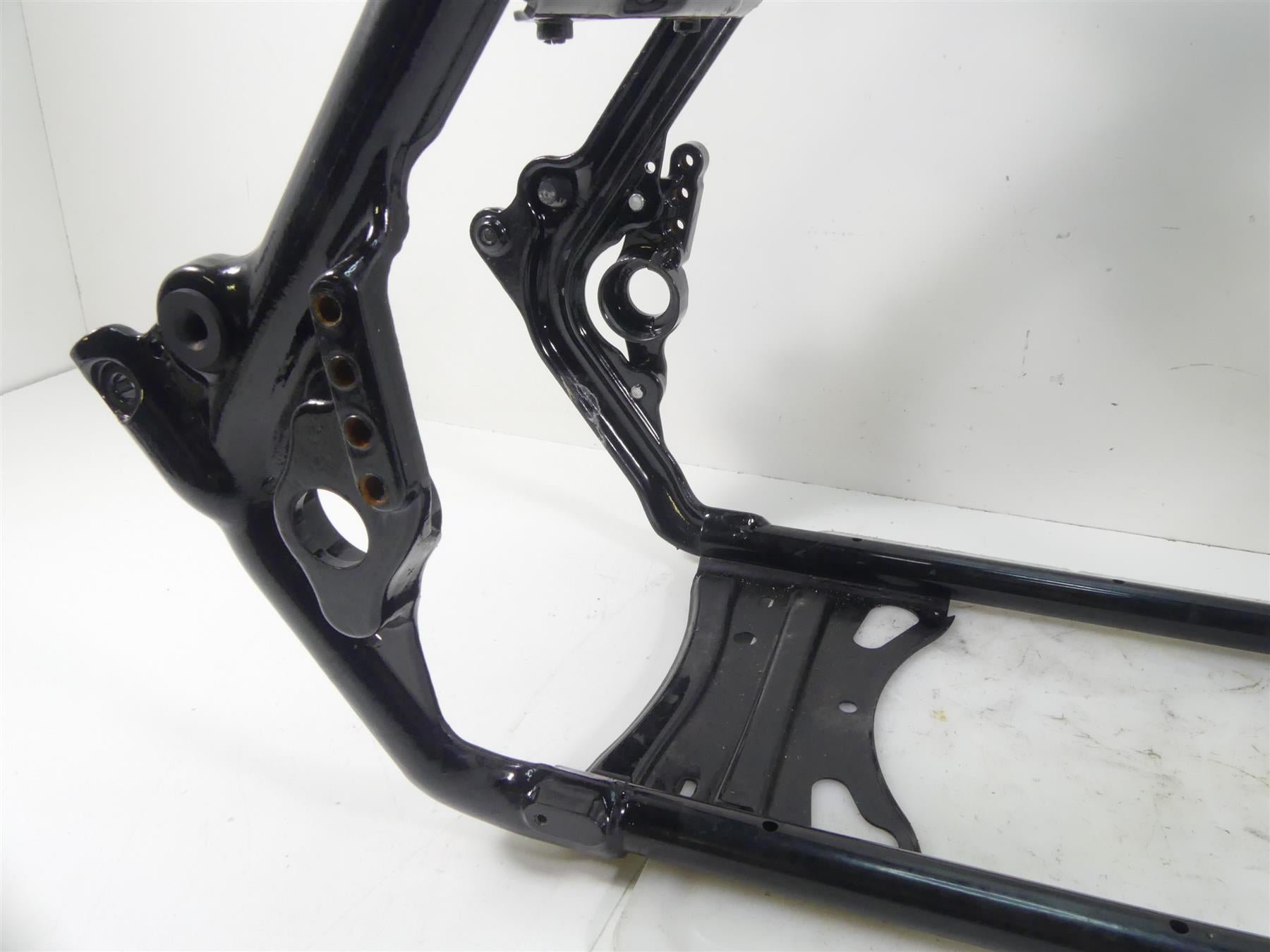 2016 Harley Touring FLTRX Road Glide Straight Main Frame Chassis - Salvage Title - 47900-14 {{ shop.shopifyCountryName }} - Mototech271