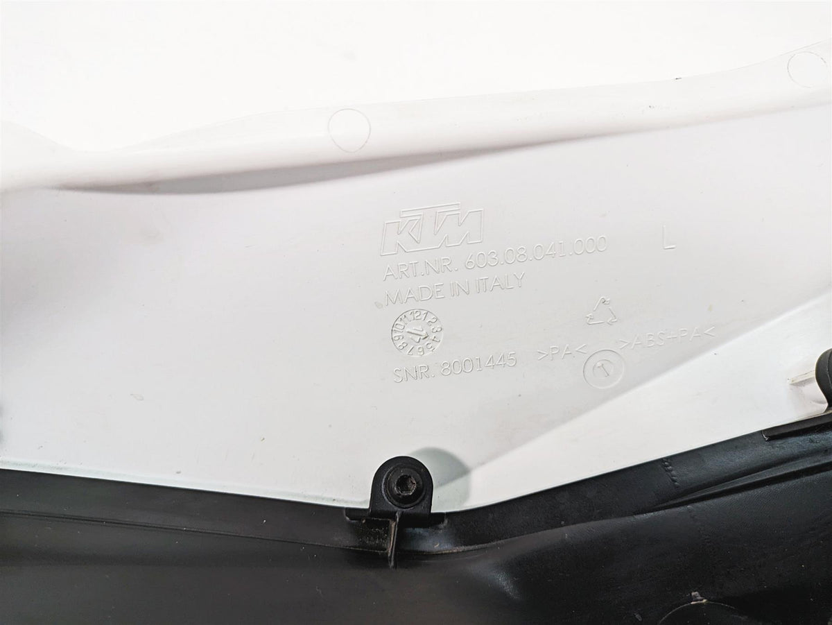 2018 KTM 1090 Adventure R Tail Fairing Cover Fairing Set 60308041000 60308042000 {{ shop.shopifyCountryName }} - Mototech271