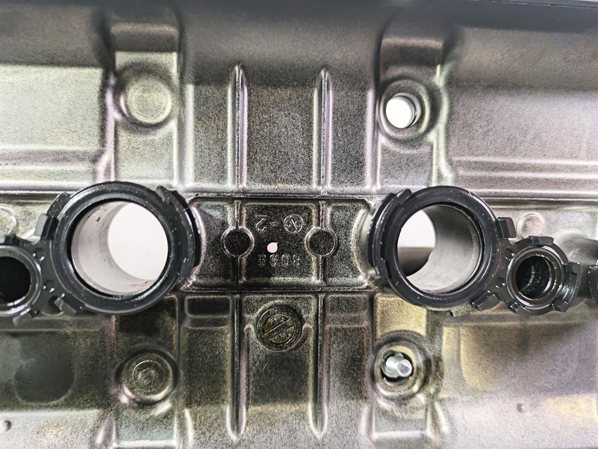 2020 Kawasaki Z900 ZR900 Cylinder Head Top Valve Cover 14093-0521 {{ shop.shopifyCountryName }} - Mototech271