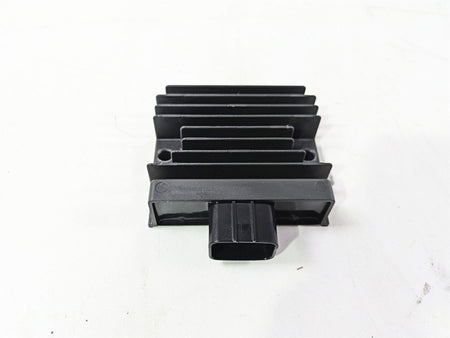 2022 Kawasaki ZR900RS Cafe Rectifier Voltage Regulator SH868BA 21066-0760 {{ shop.shopifyCountryName }} - Mototech271